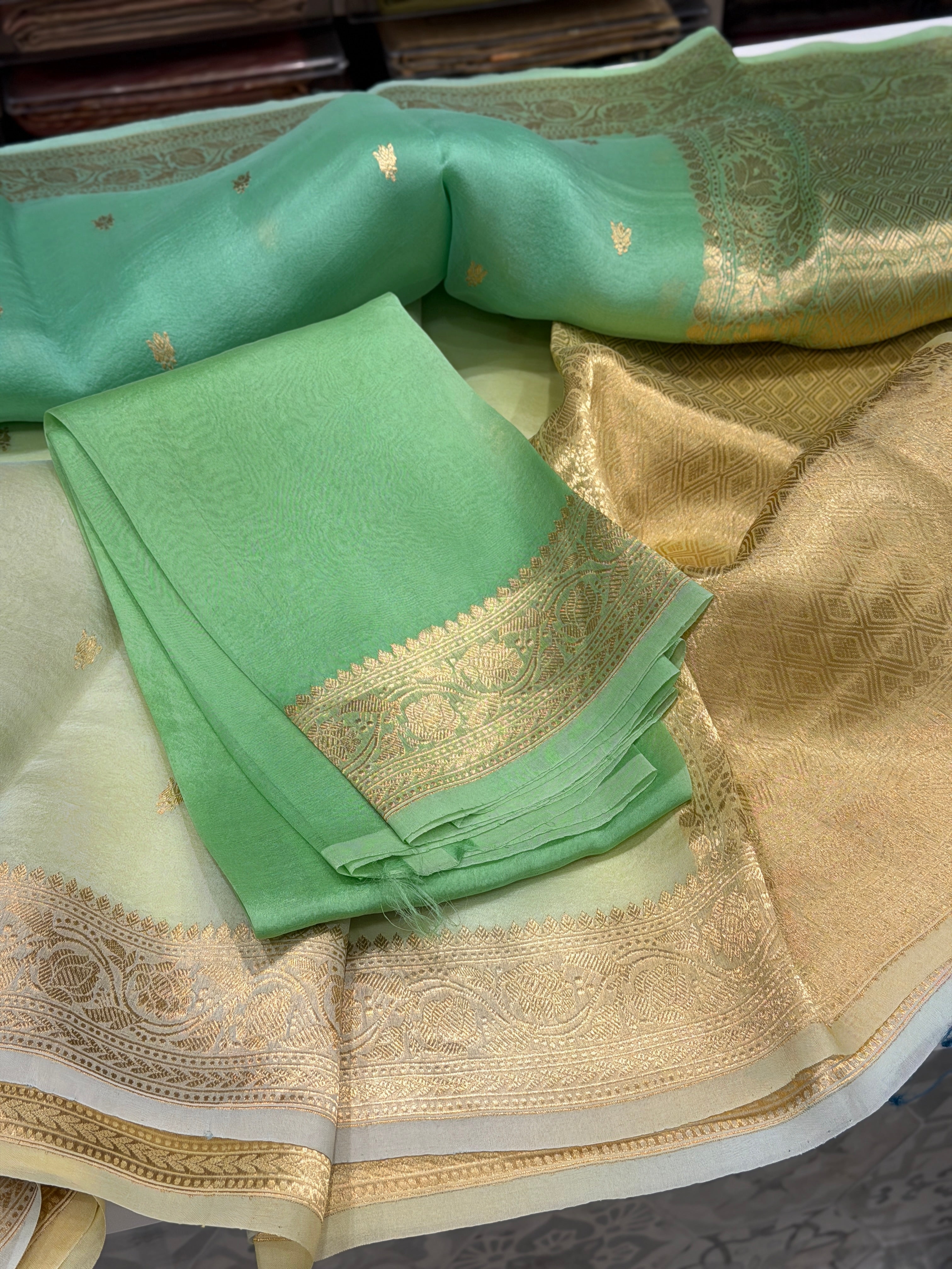 Green Shaded Banarasi Handloom Kora Saree