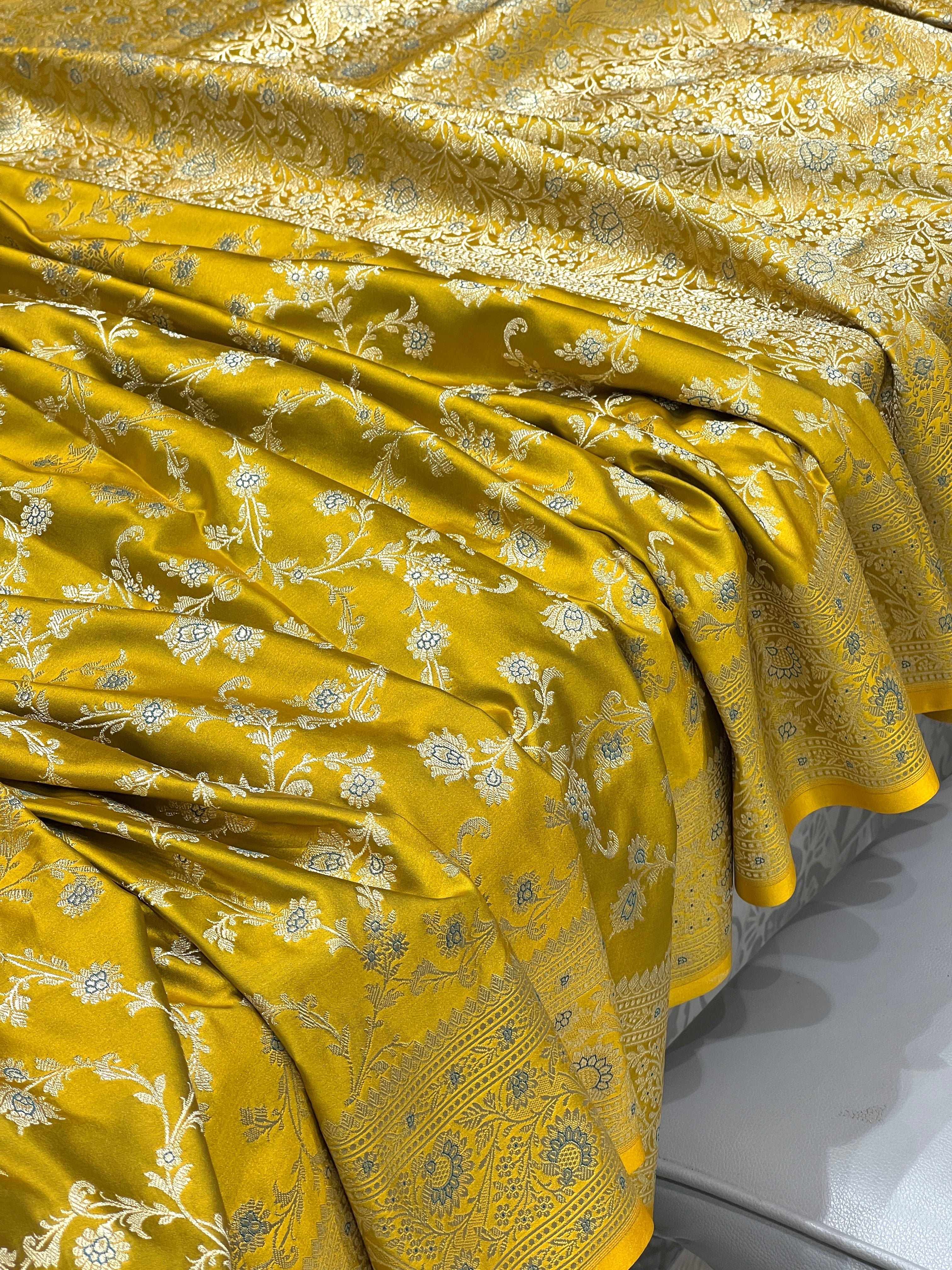 Yellowish Green Banarasi Upside Down Border Saree
