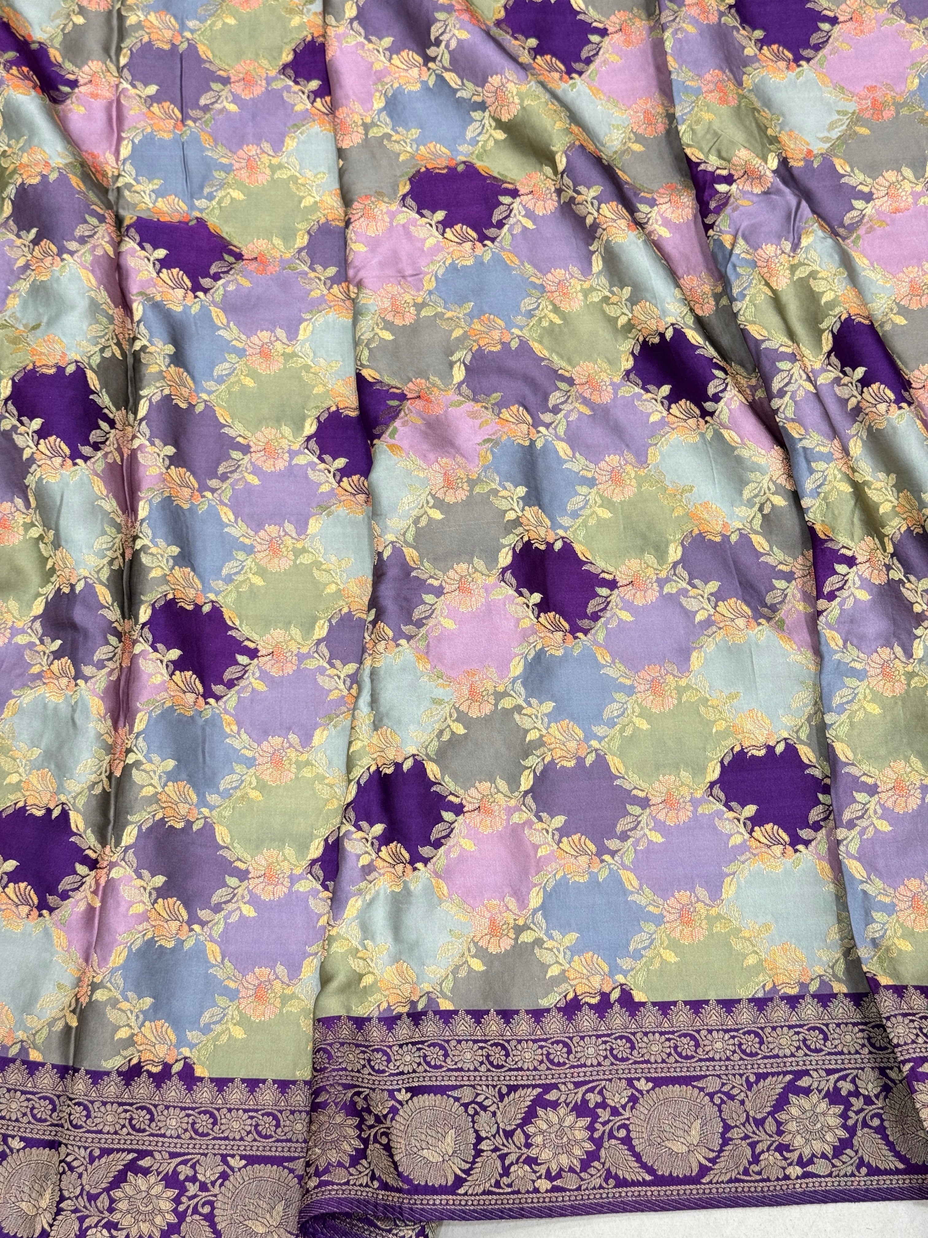 Violet Banarasi Modal Rangkat Jaal Saree