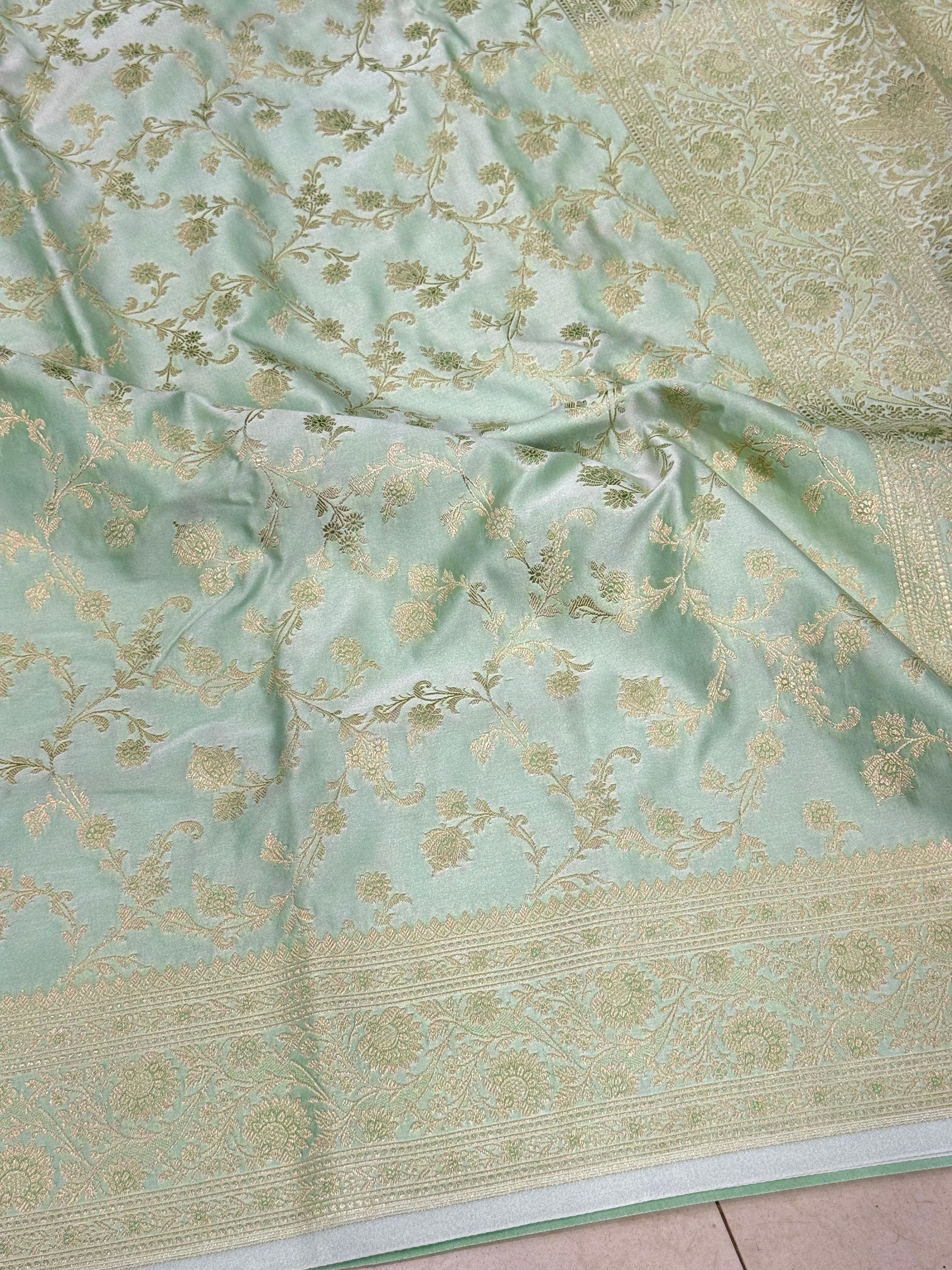 Pista Green Banarasi Silk Upside Down Border Saree
