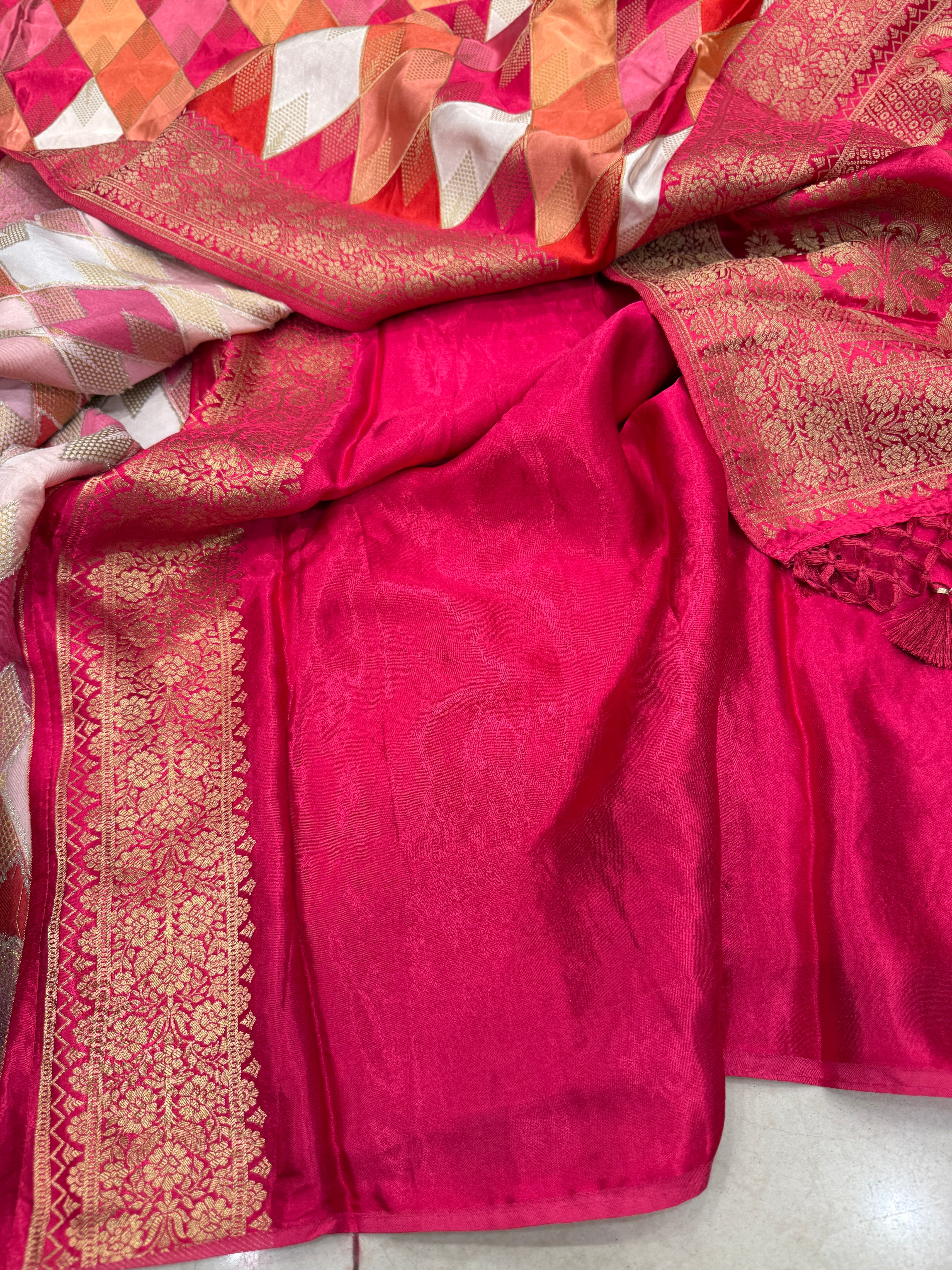 Moti White Contemporary Kaju Katli Design Banarasi Modal Satin Rangkat Saree