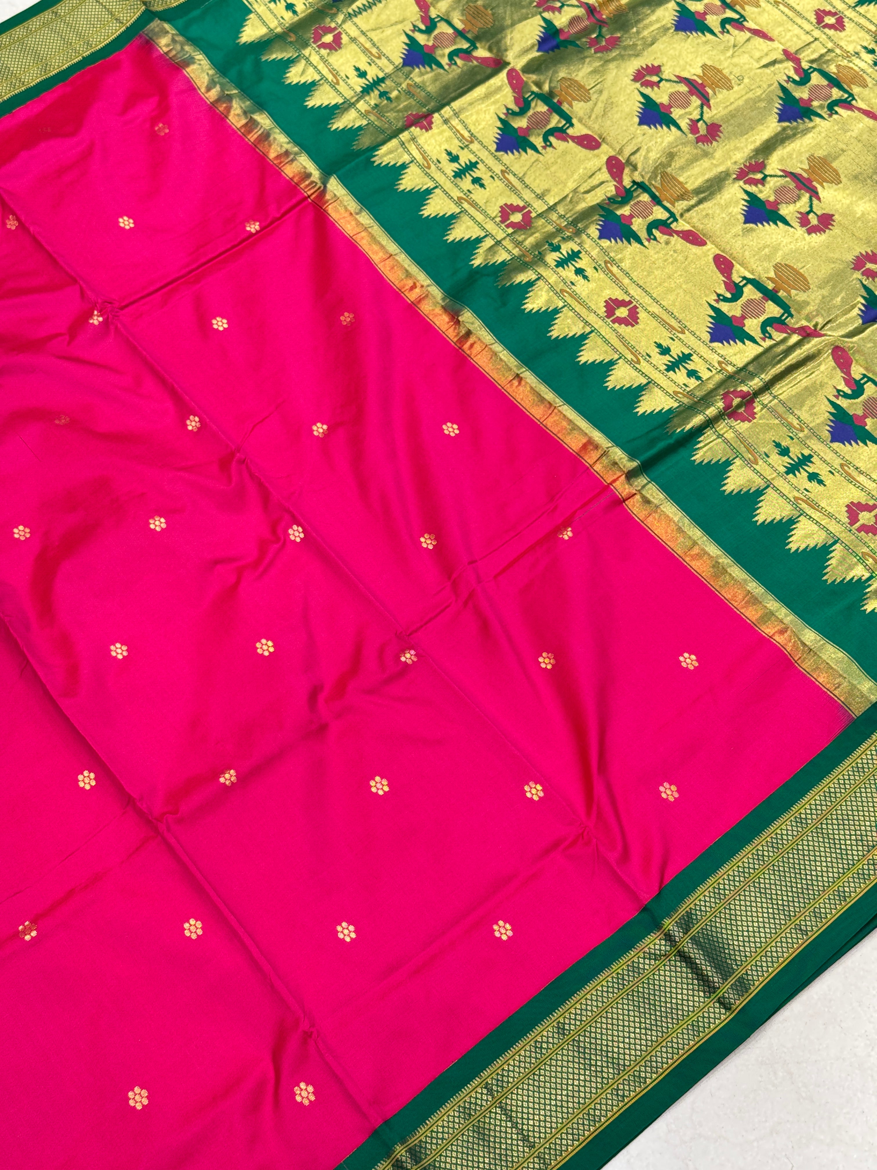 Rani Green Morbangdi Paithani Saree