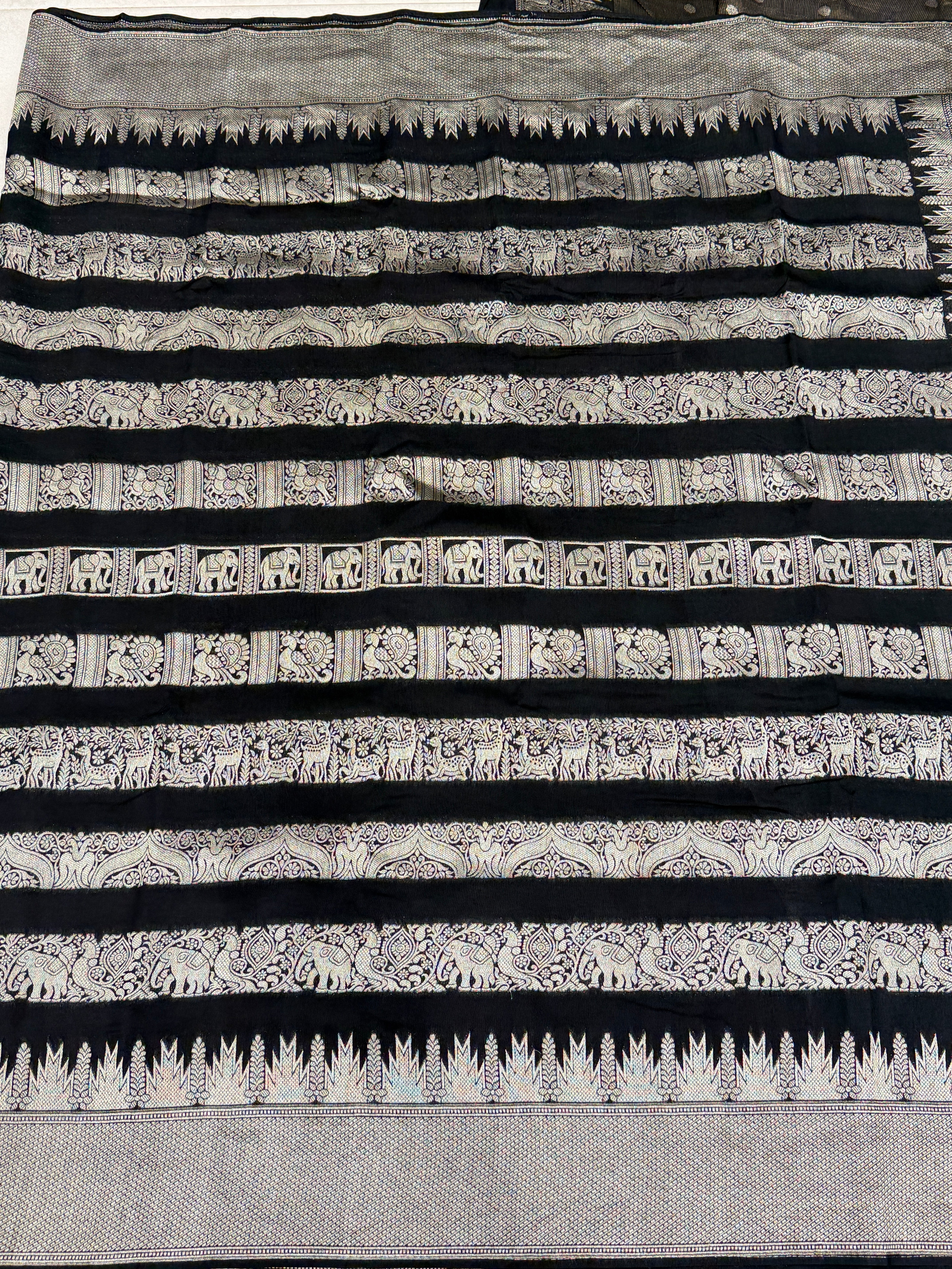 Nita Ambani Inspired Black Contemporary Kanchi Banarasi Saree