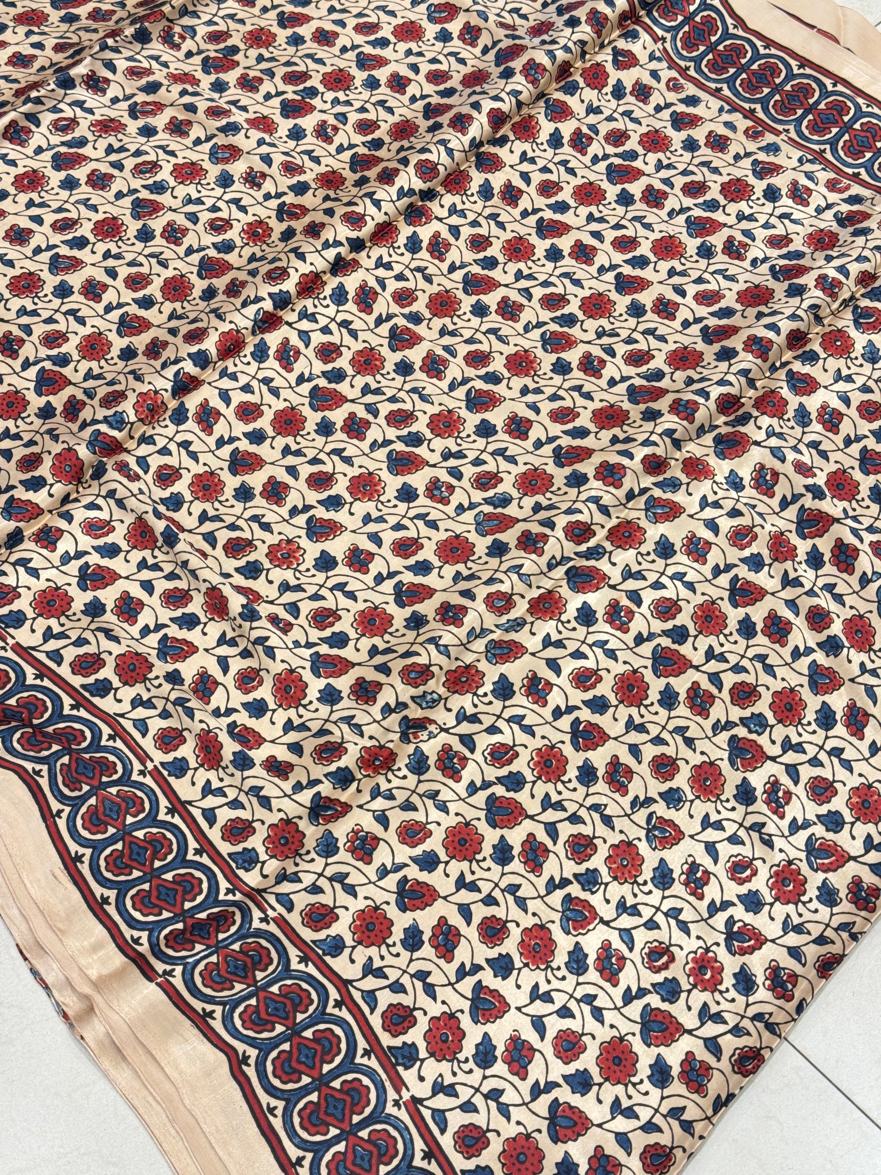 Moti White Flower Jaal Ajrakh Gajji Silk Hand Block Print Saree