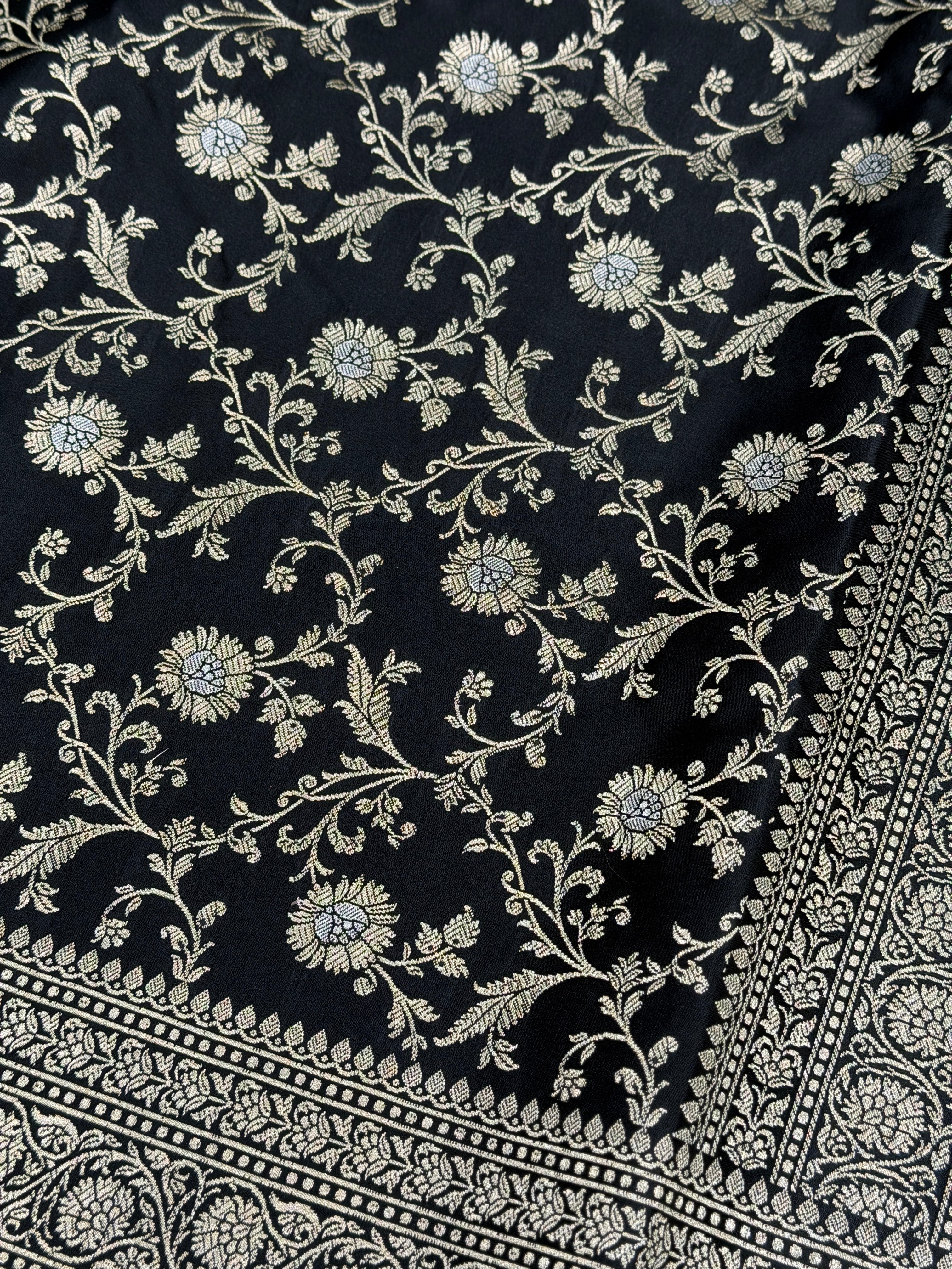 Black Sona Roopa Intricate Jaal Banarasi Silk Saree