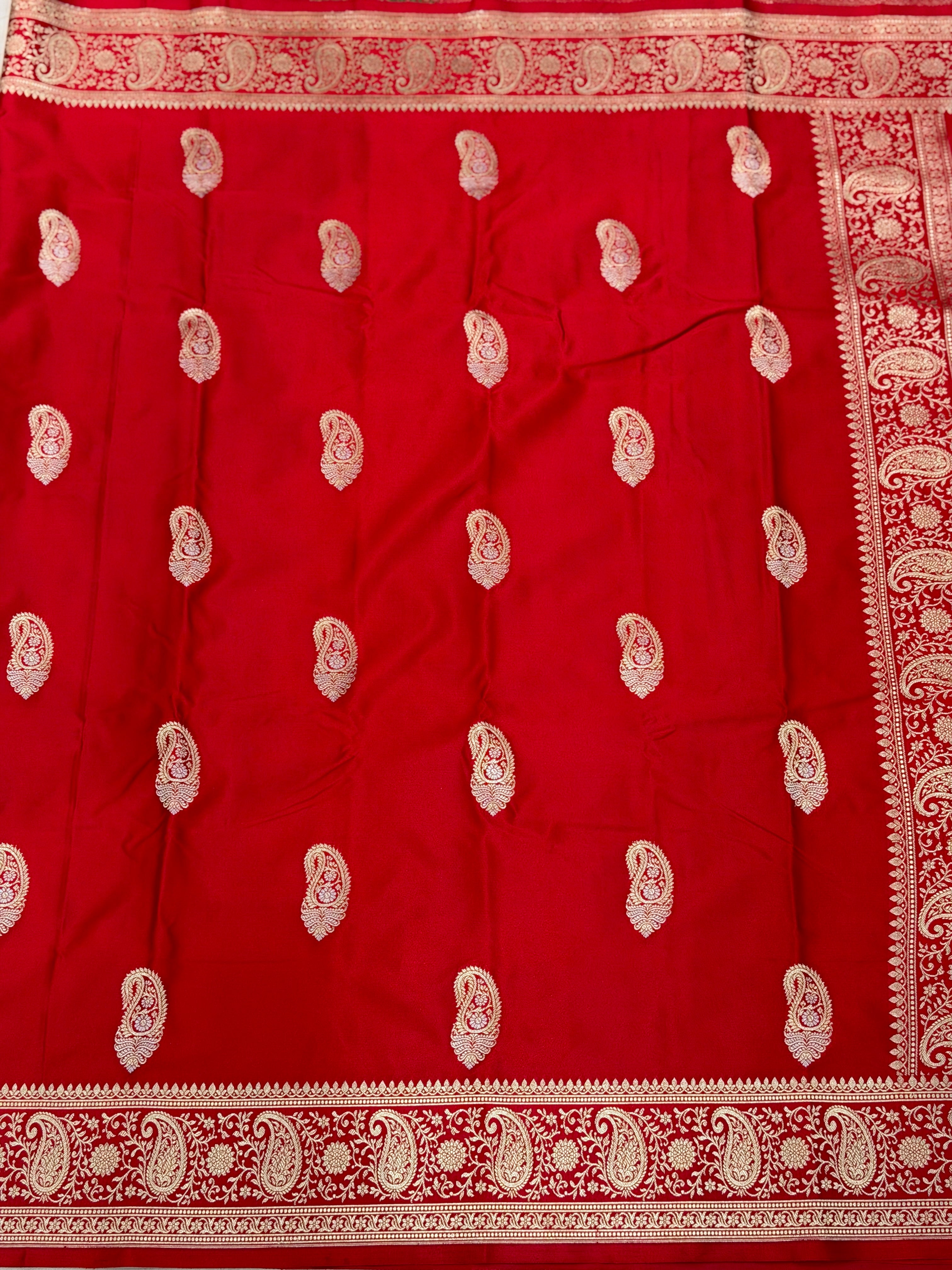 Red Sona Roopa Keri Butta Banarasi Silk Saree