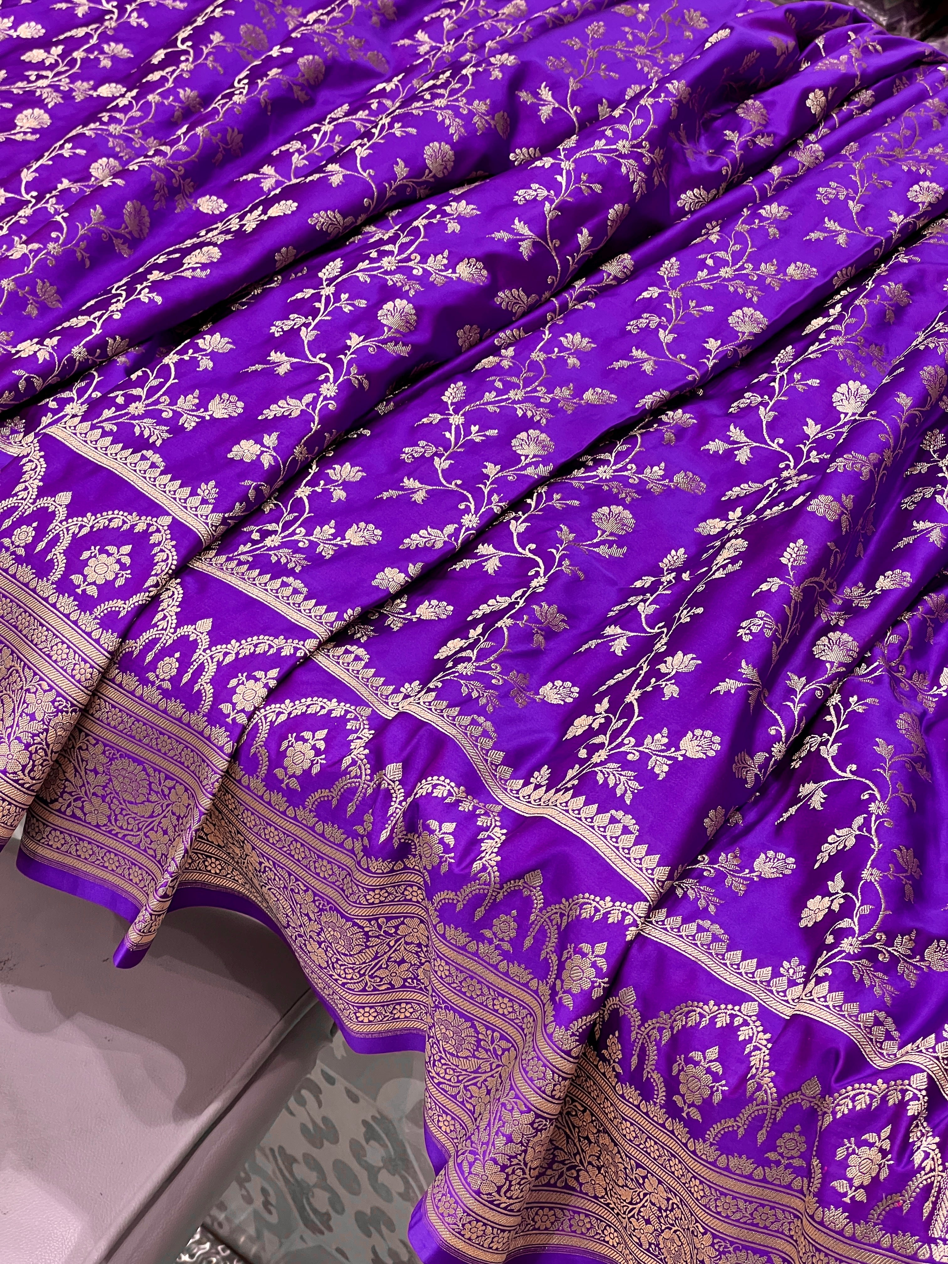 Purple Banarasi Silk Jaal Crown Border Saree
