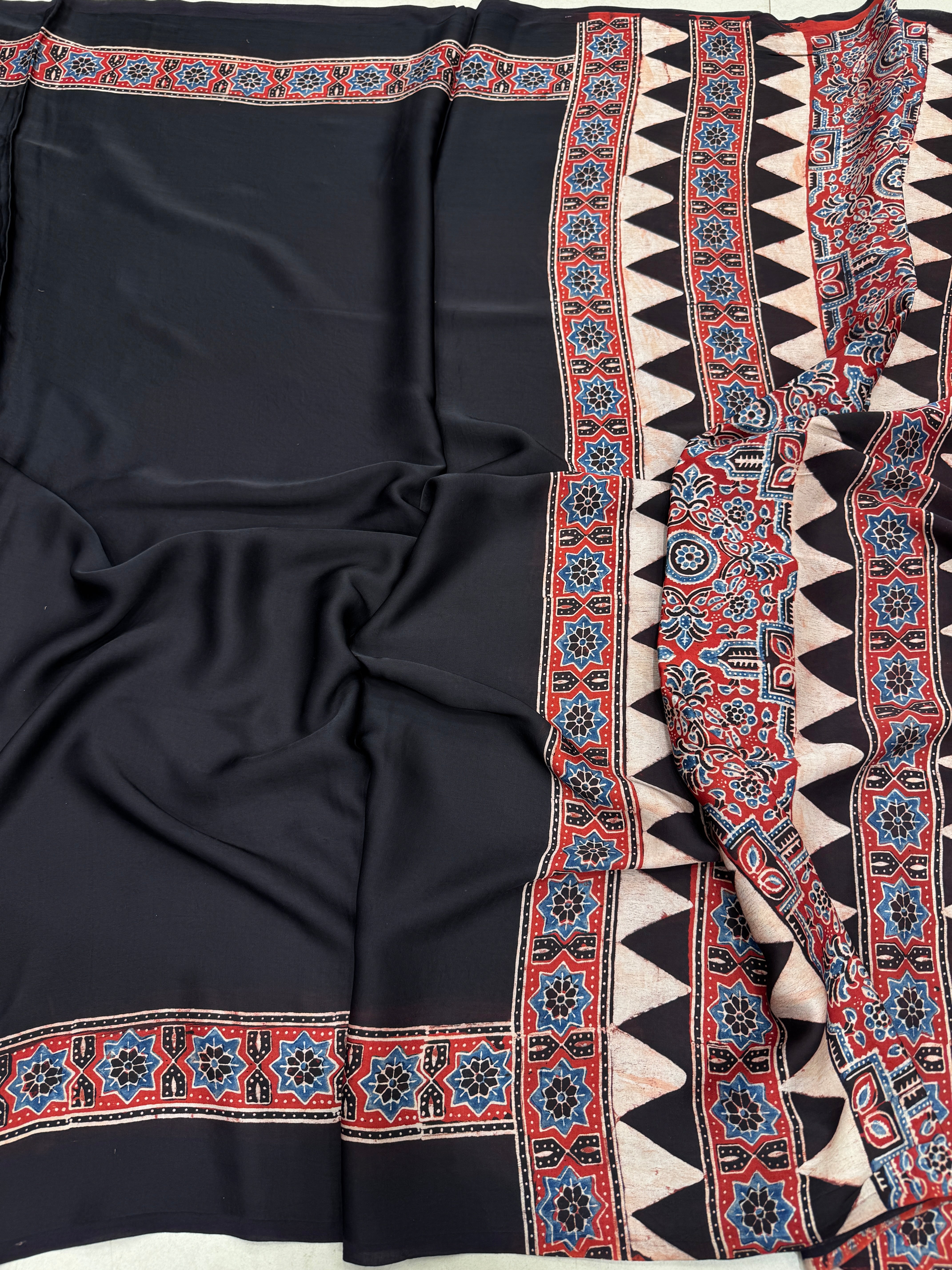 Red Black Plain Border Hand Block Print Ajrkah Pure Gajji Silk Saree