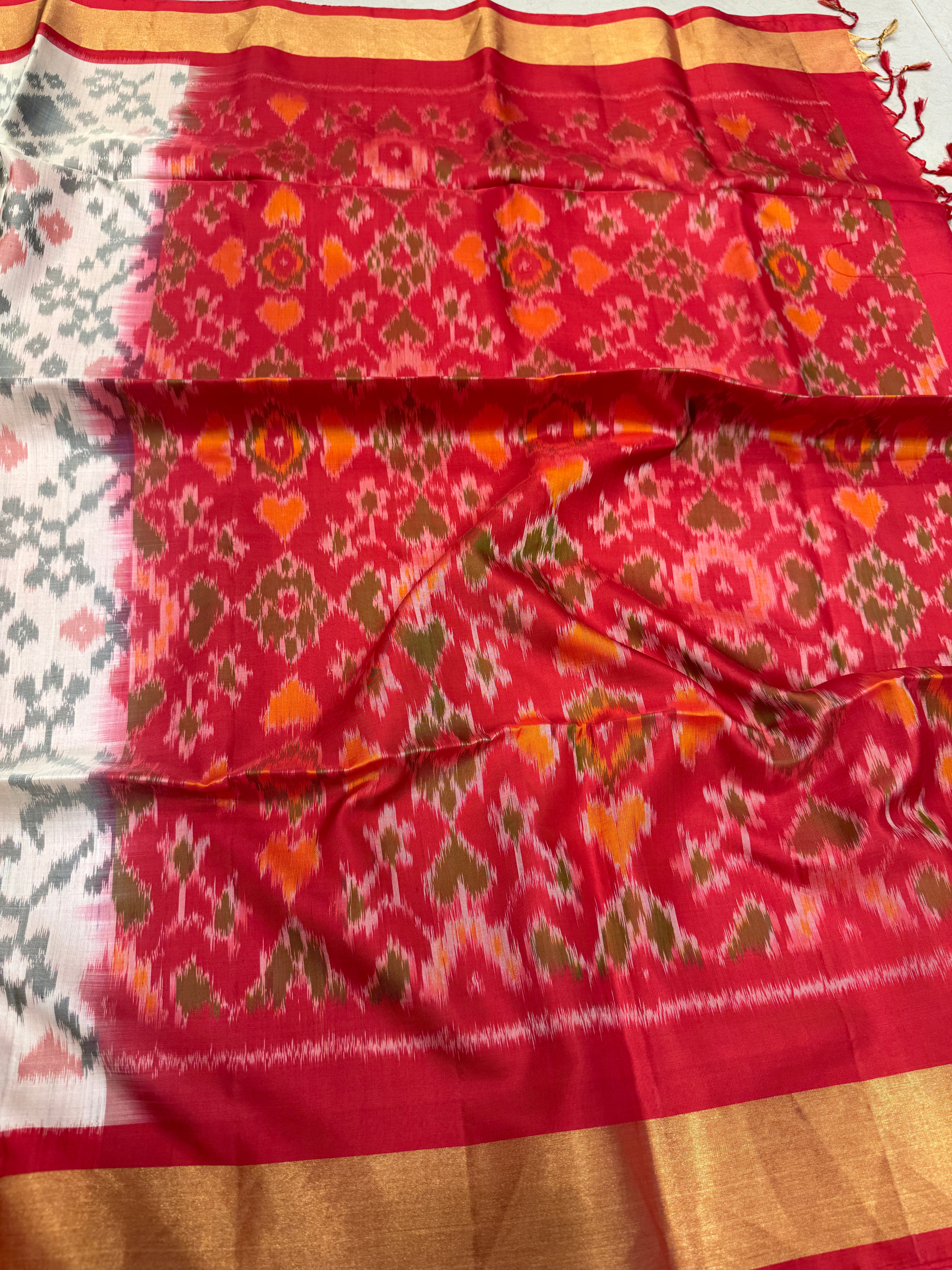 Moti White Red Pochampally Ikat Silk Patola Saree