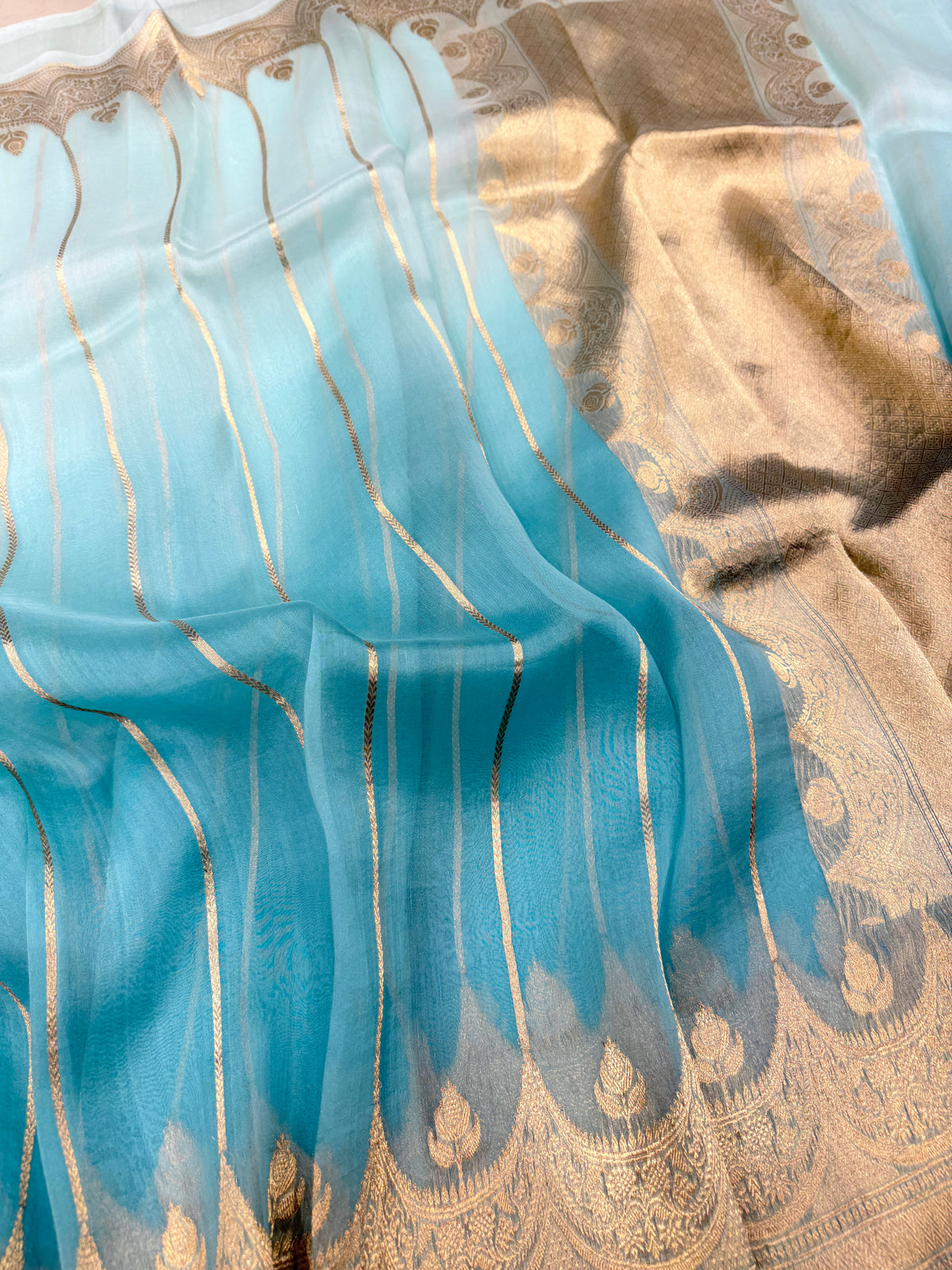 Blue Shaded Contemporary Handloom Banarasi Kora Silk Saree