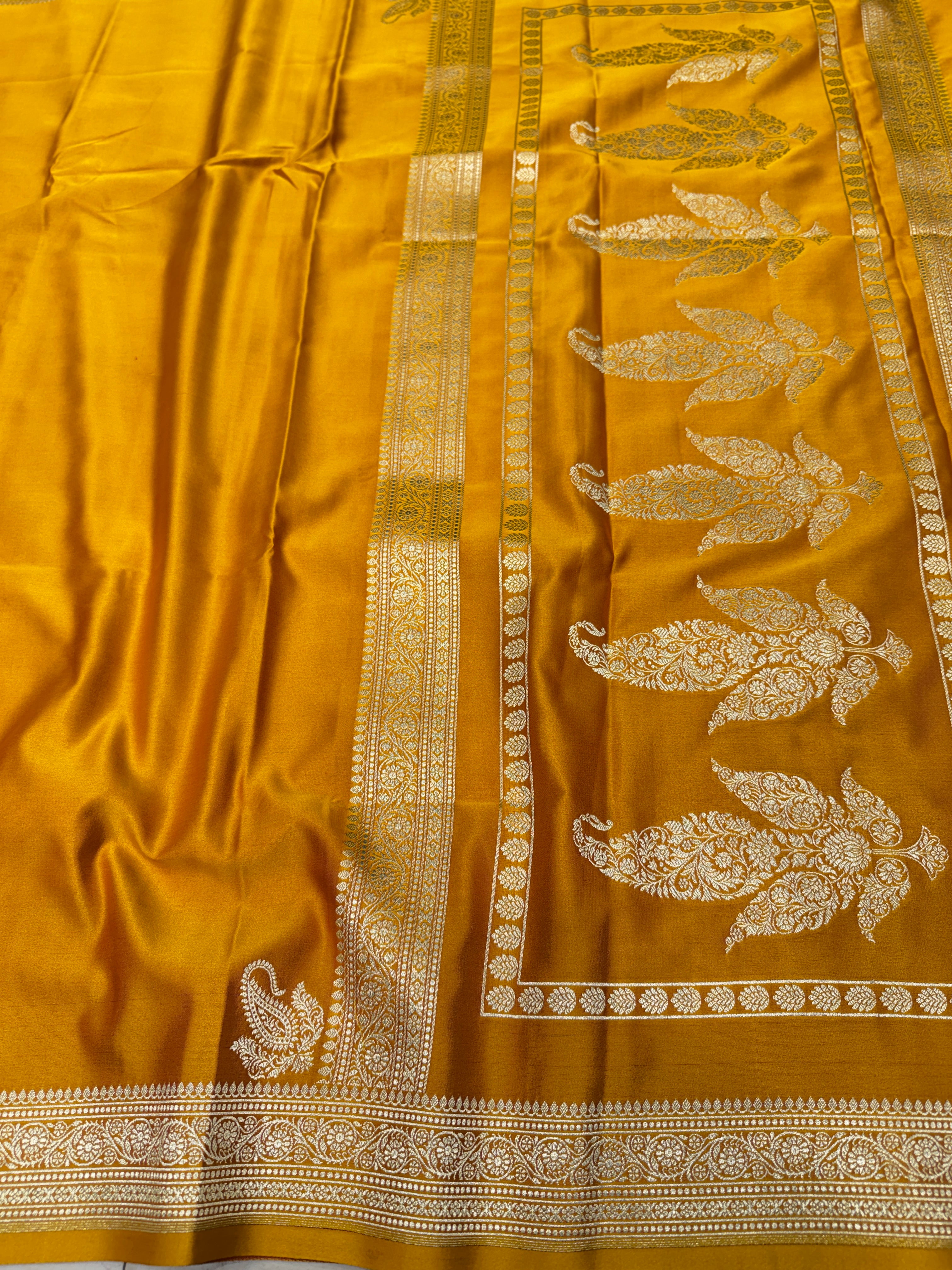 Mustard Yellow Banarasi Silk Plain Small Border Saree