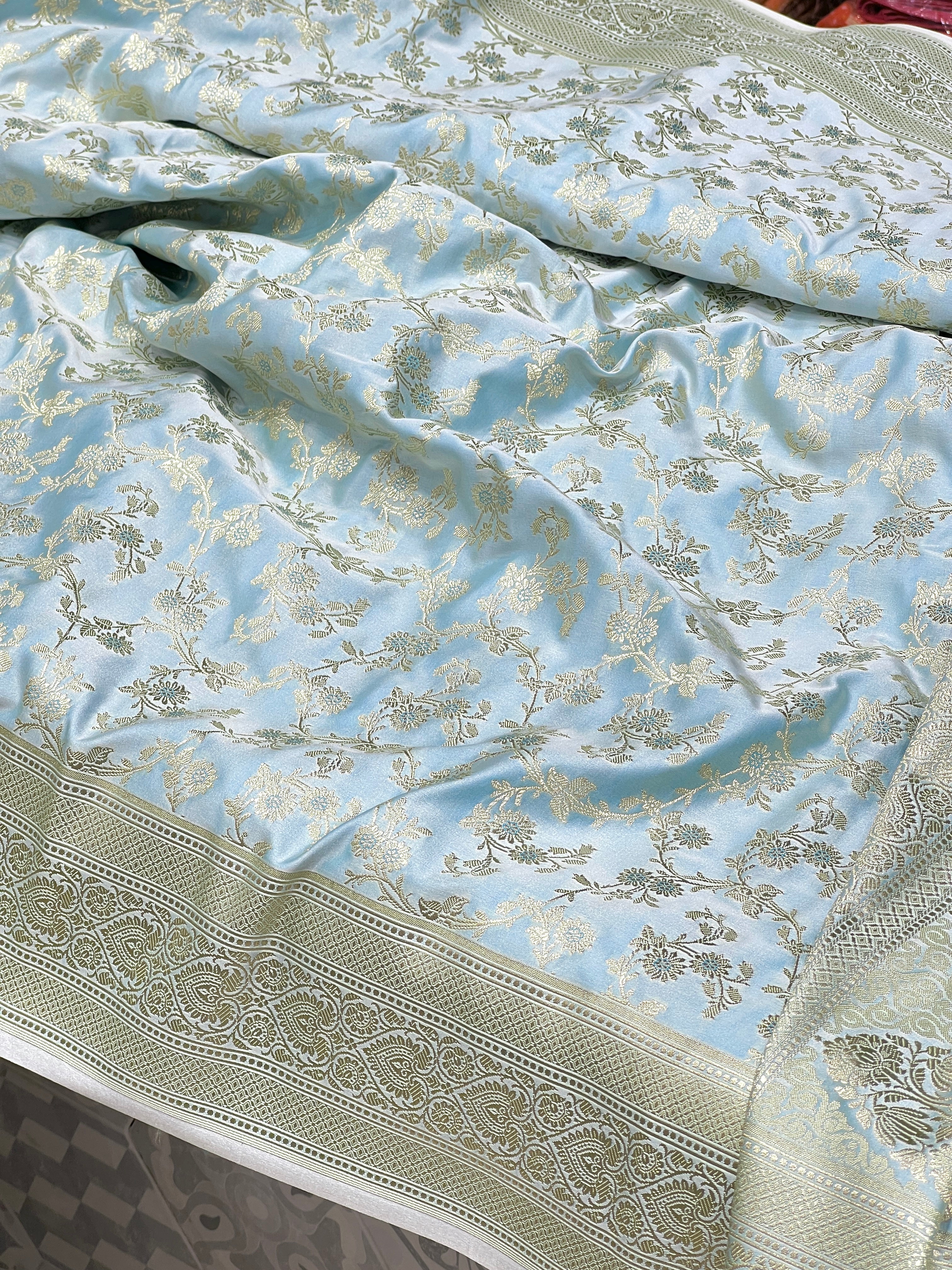 Blue Banarasi Silk Heart Border Saree