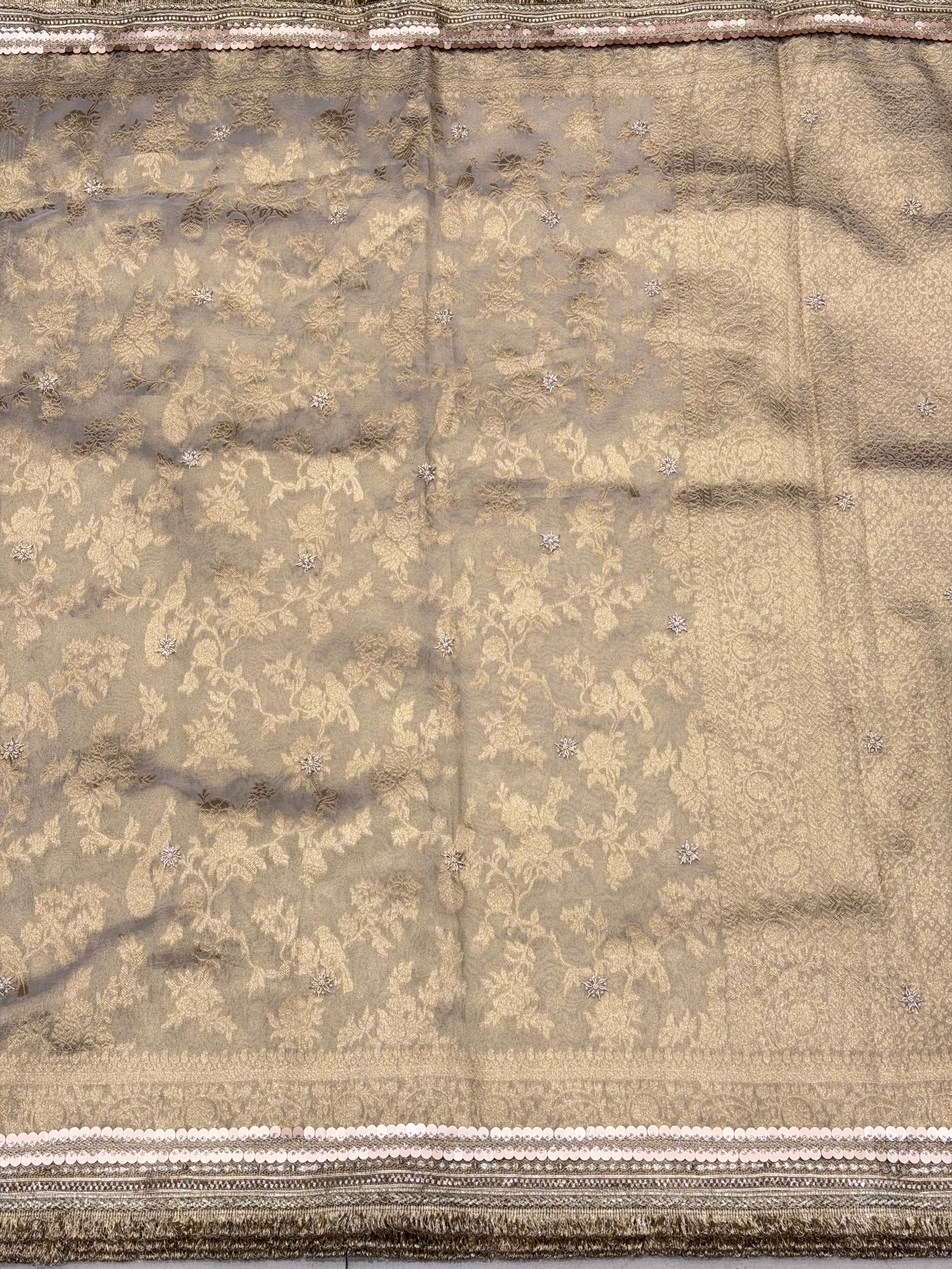 Golden Tissue Woven Jaal Maharani Edit Sitara Buttis