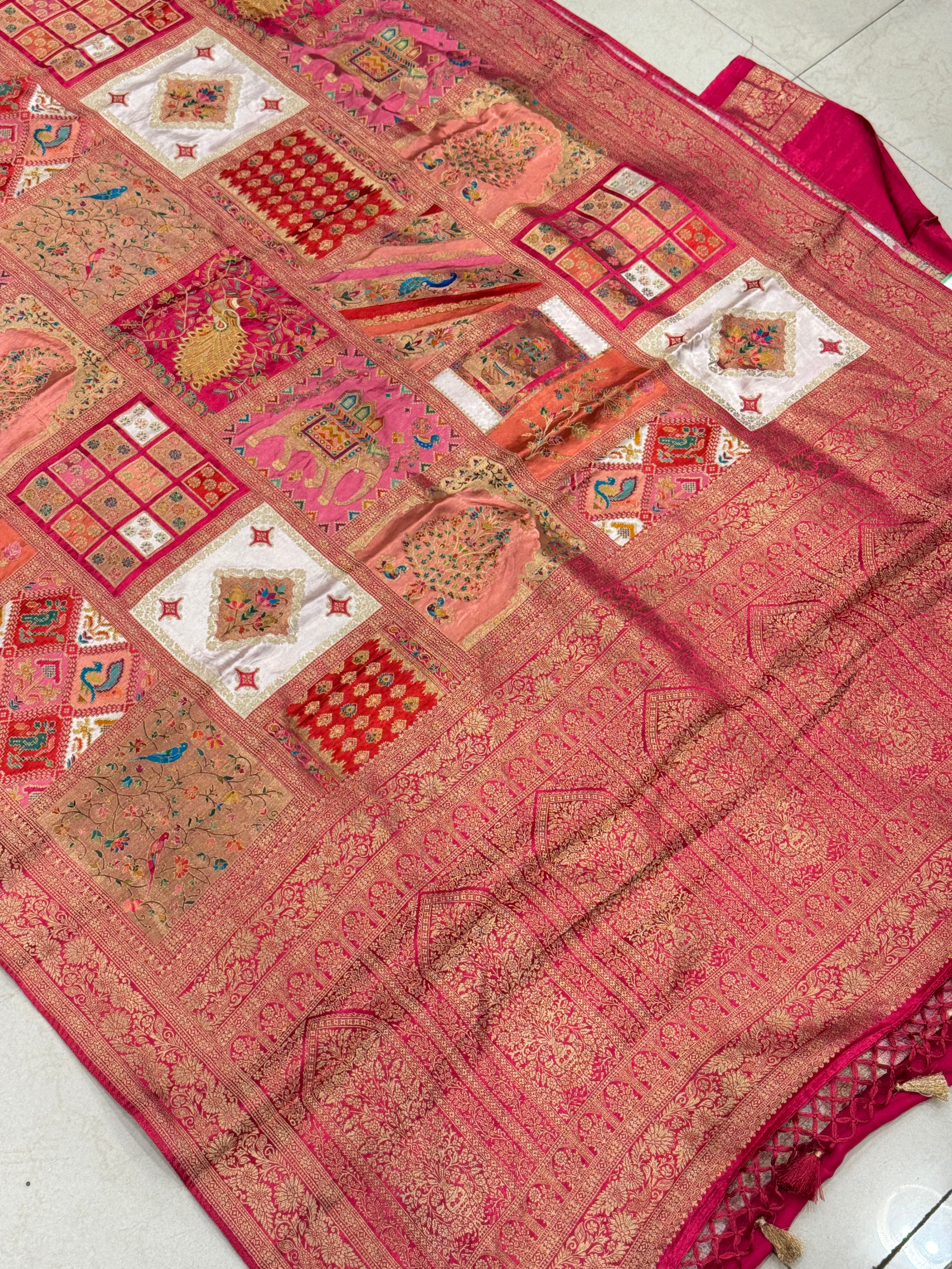 Contemporary Rangkat Modal Banarasi Weaved Saree