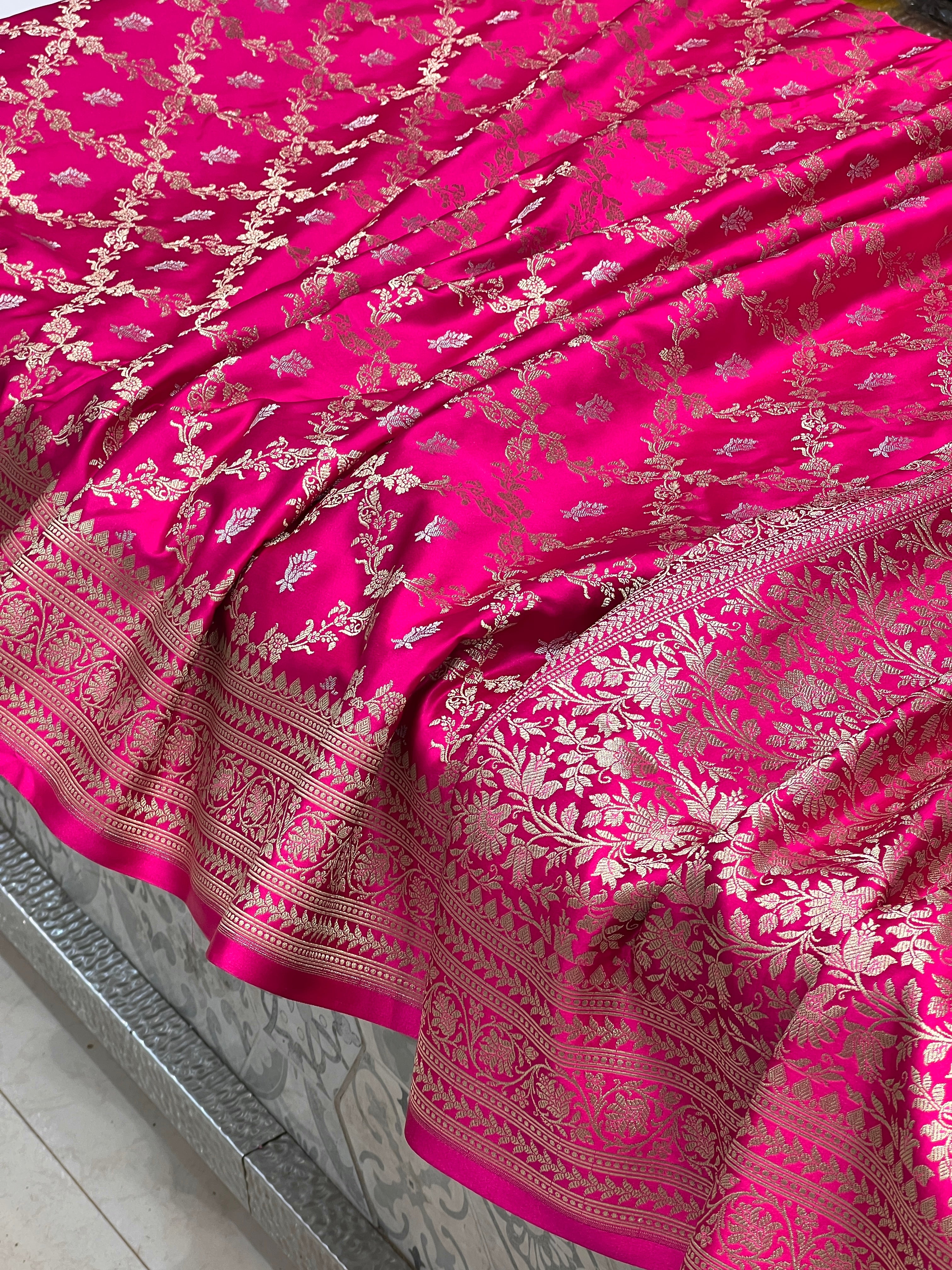 Rani Banarasi Silk Criss Cross Butti Saree