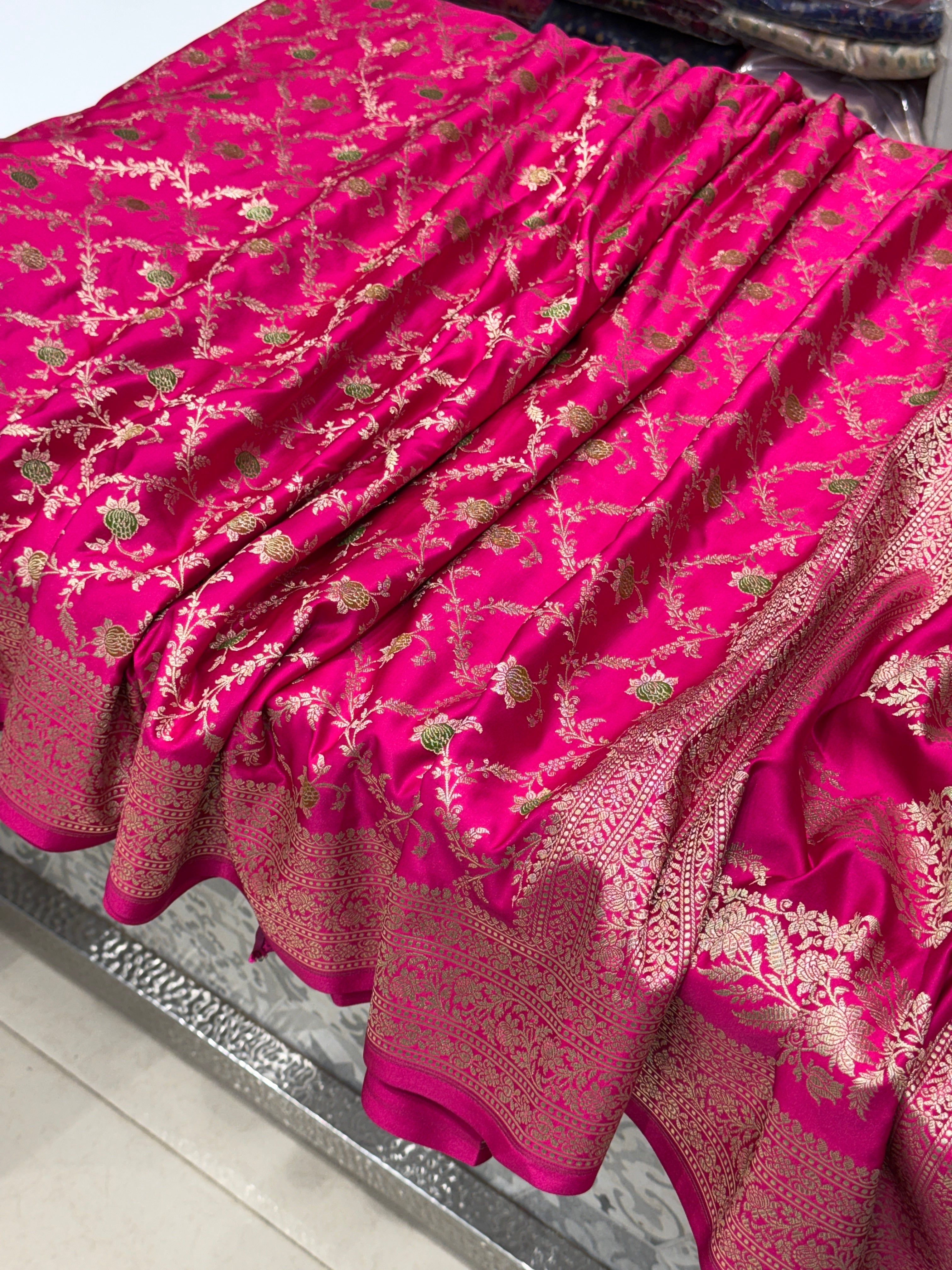 Rani Banarasi Silk Meenakari Jaal Saree