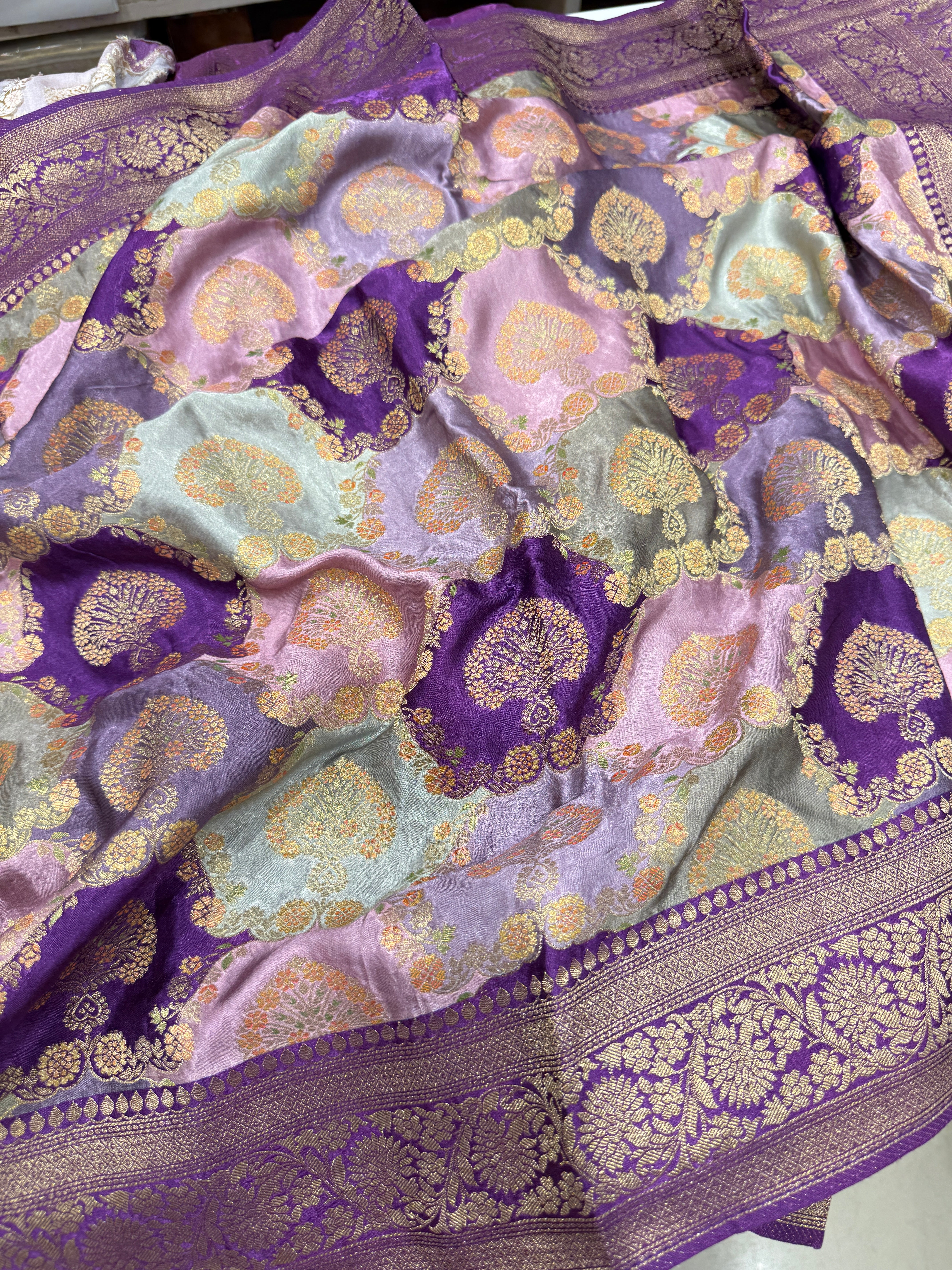 Violet Butta Banarasi Modal Satin Rangkat Saree