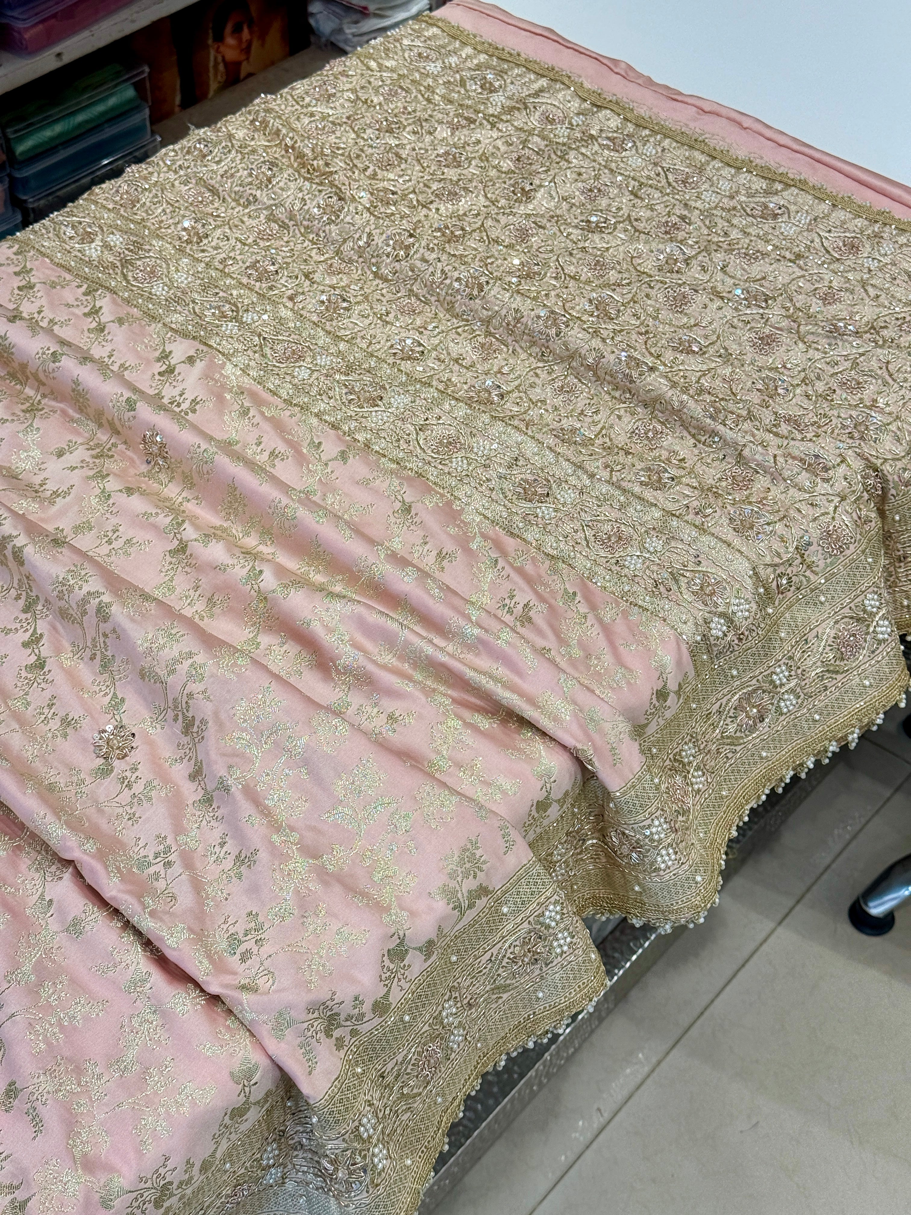 Pink Banarasi Pine Jaal Crystal Hand Embroidery Zardosi Saree