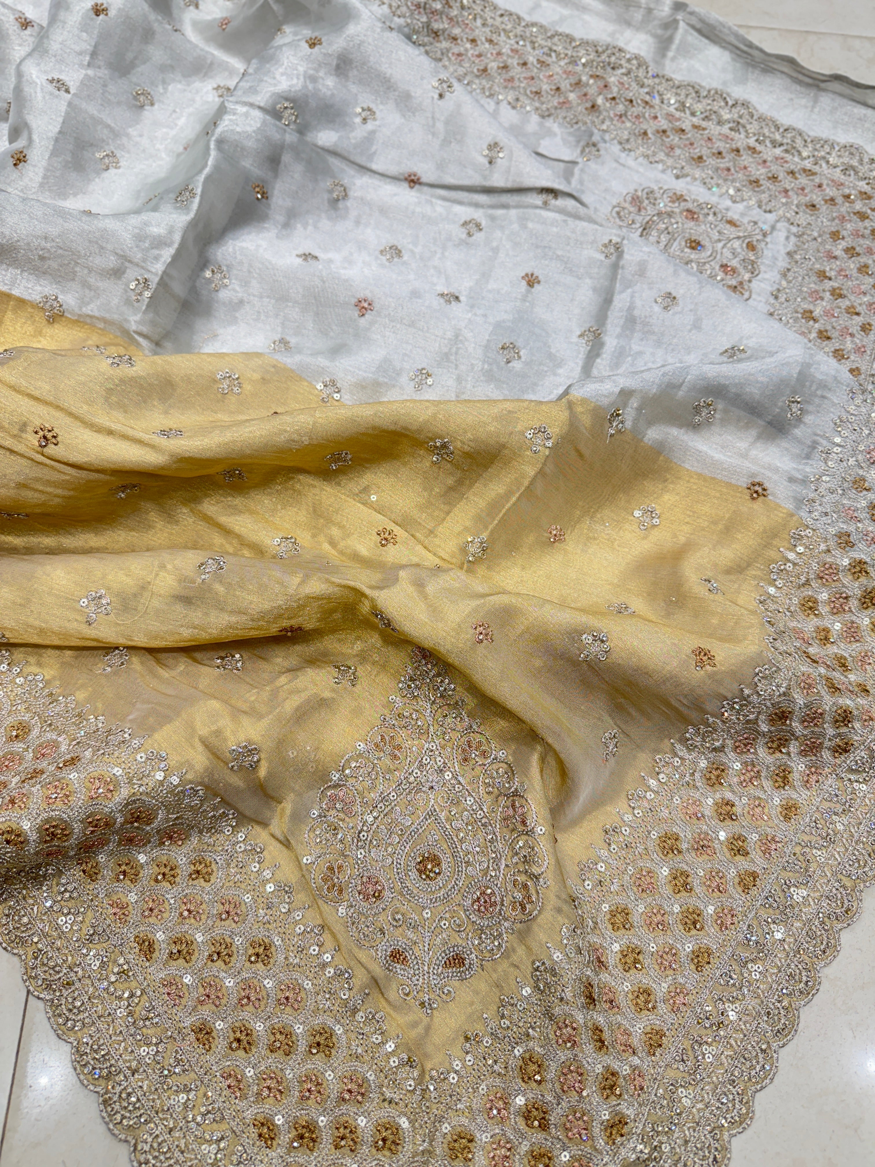 Golden Silver Soft Tissue Pita Small Scallop Embroidery Saree