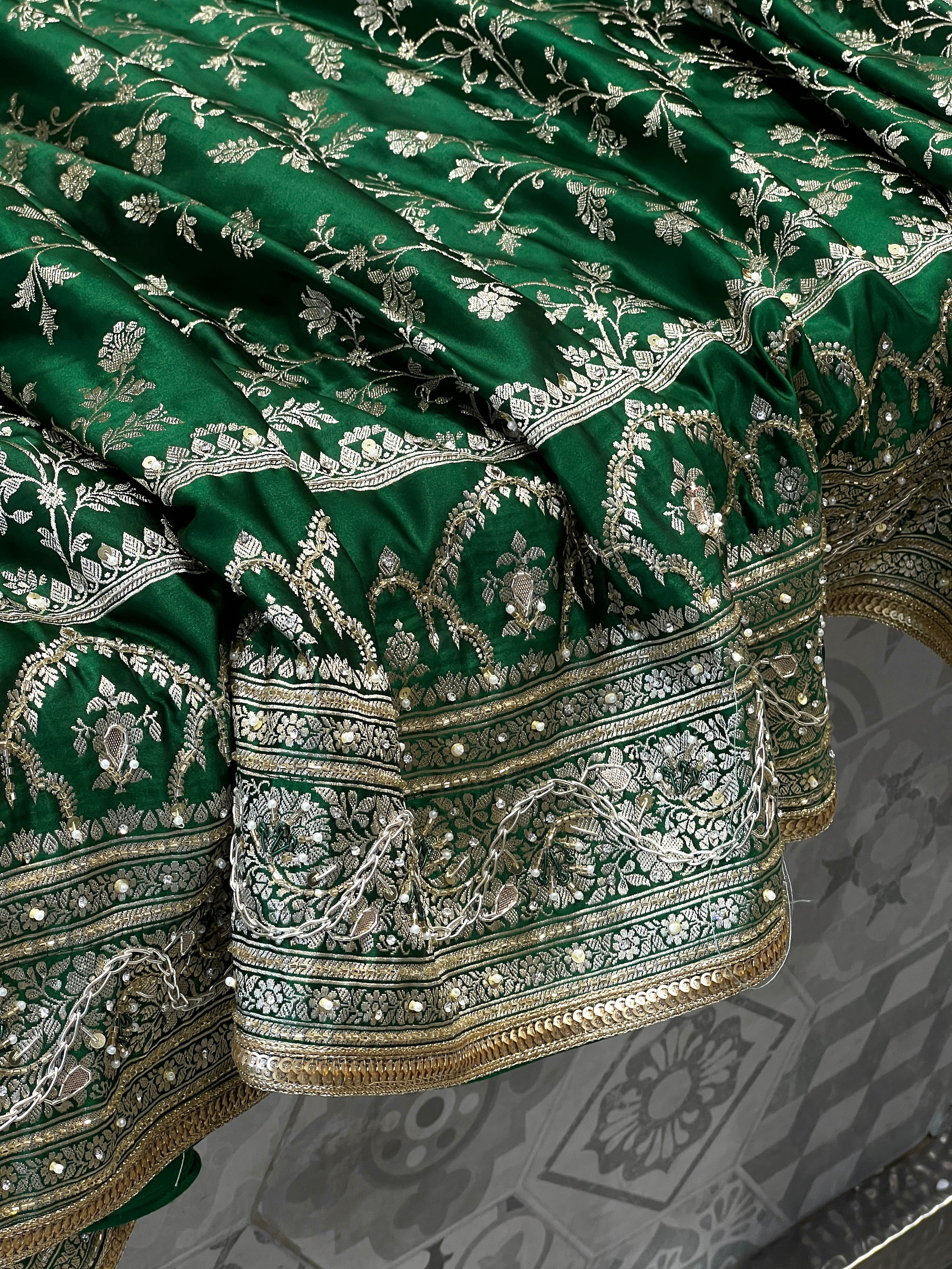 Bottle Green Banarasi Chain Embroidery 2.0 Saree