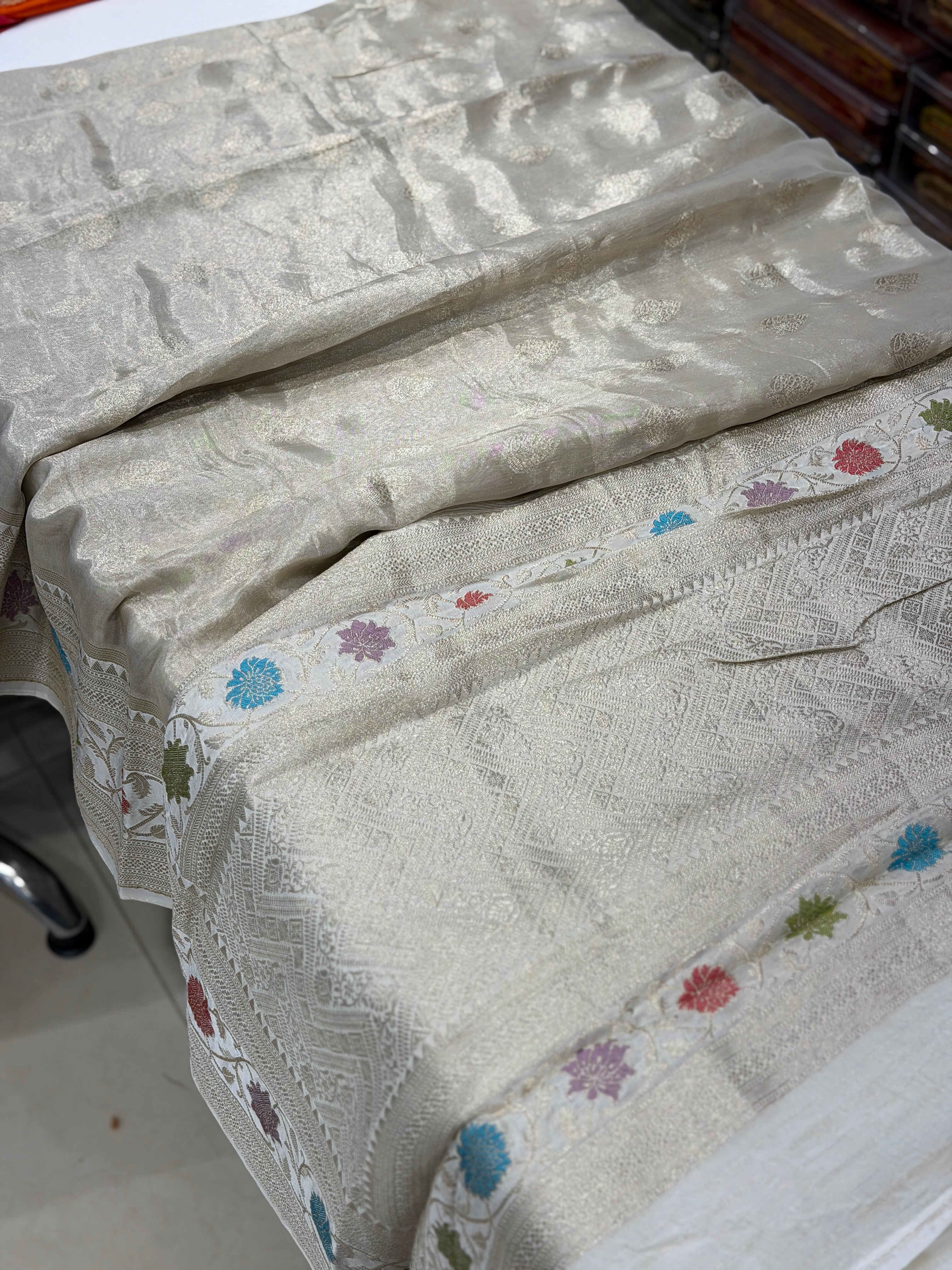 Silver Banarasi Tissue Meenakari Weaved Soft Saree