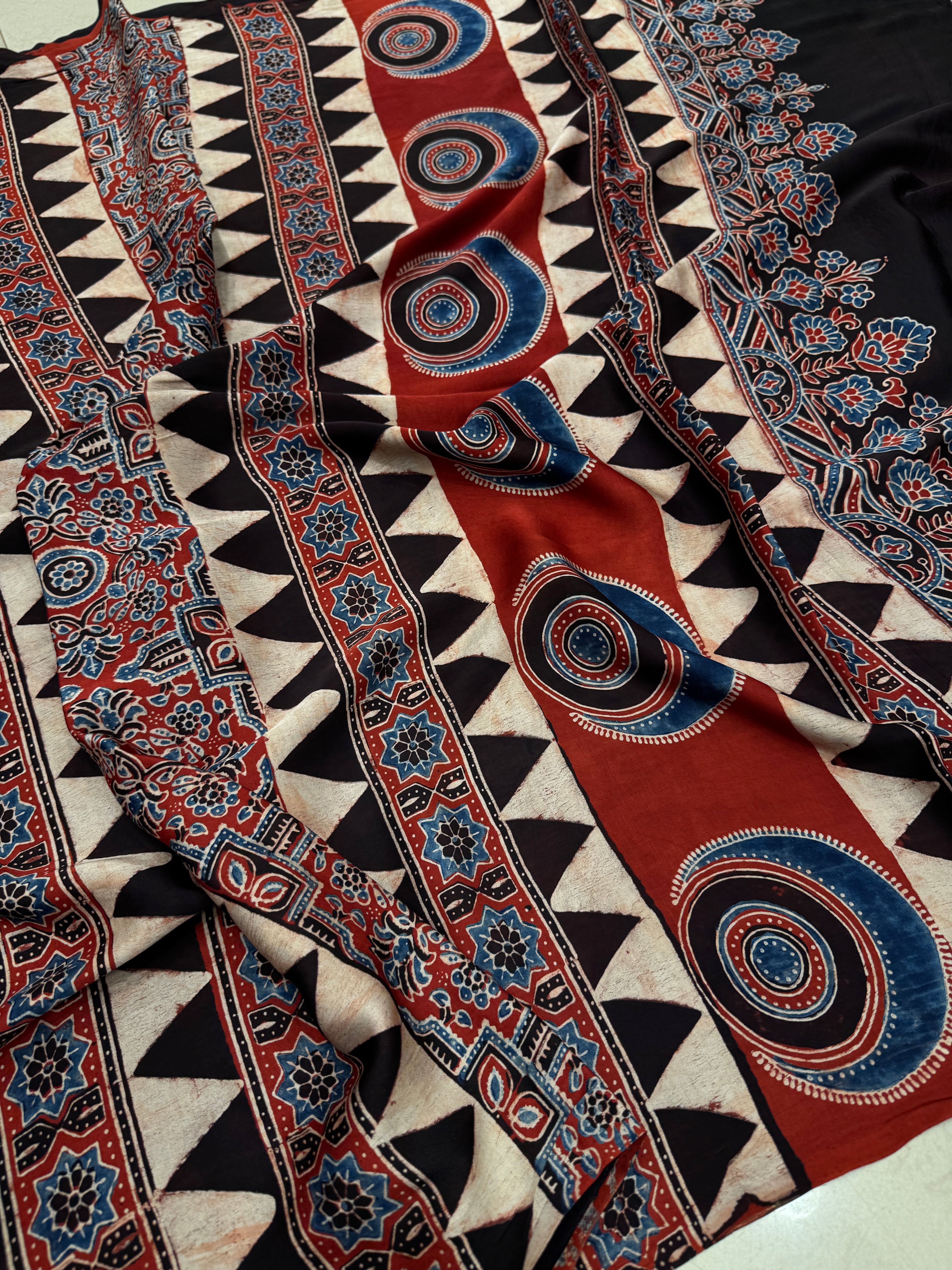 Red Black Plain Border Hand Block Print Ajrkah Pure Gajji Silk Saree