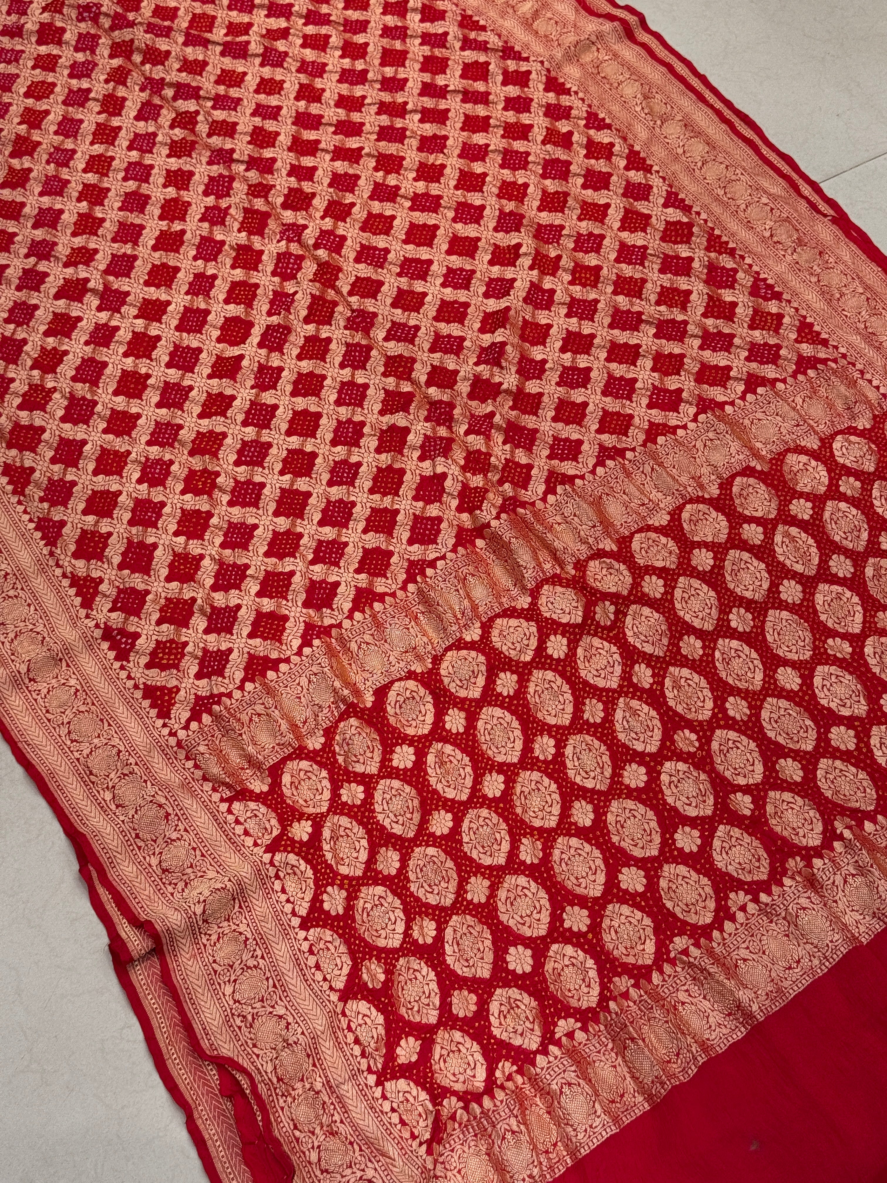 Red Heart Border Georgette Handloom Bandhej Bandhini Saree