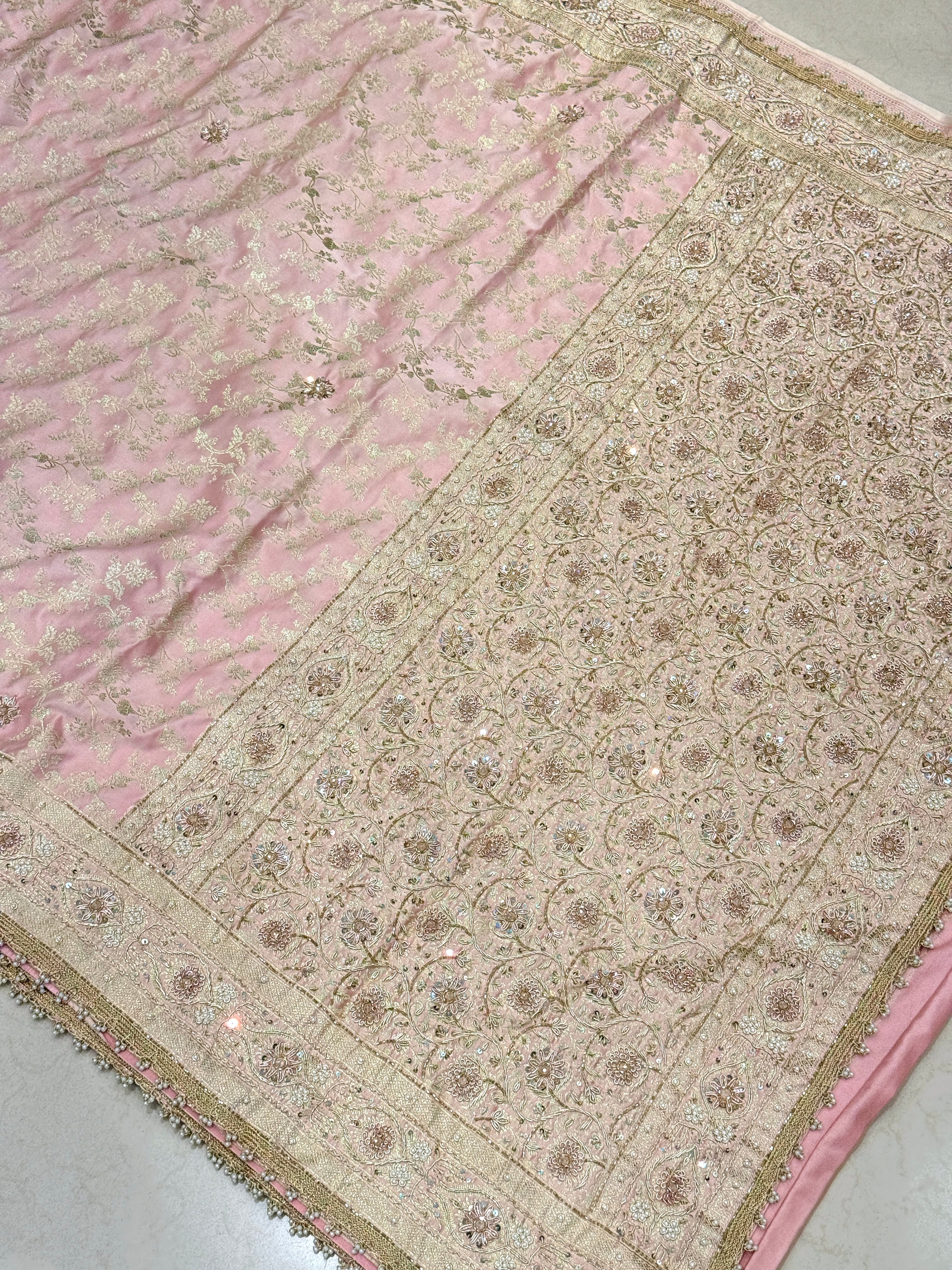 Pink Banarasi Pine Jaal Crystal Hand Embroidery Zardosi Saree