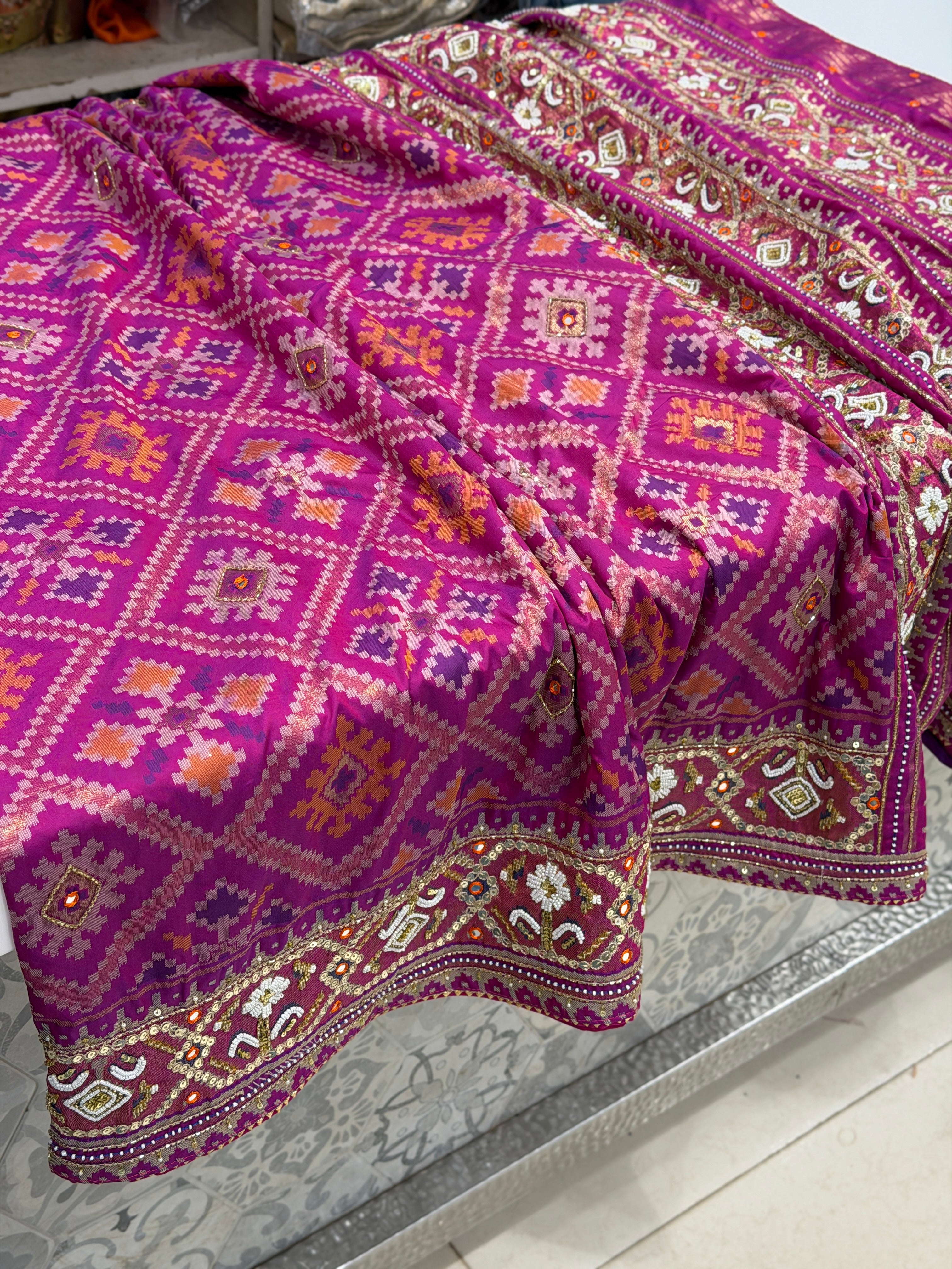 Violet Patola Ratan Chowk Kidiya Moti Hand Embroidery Saree