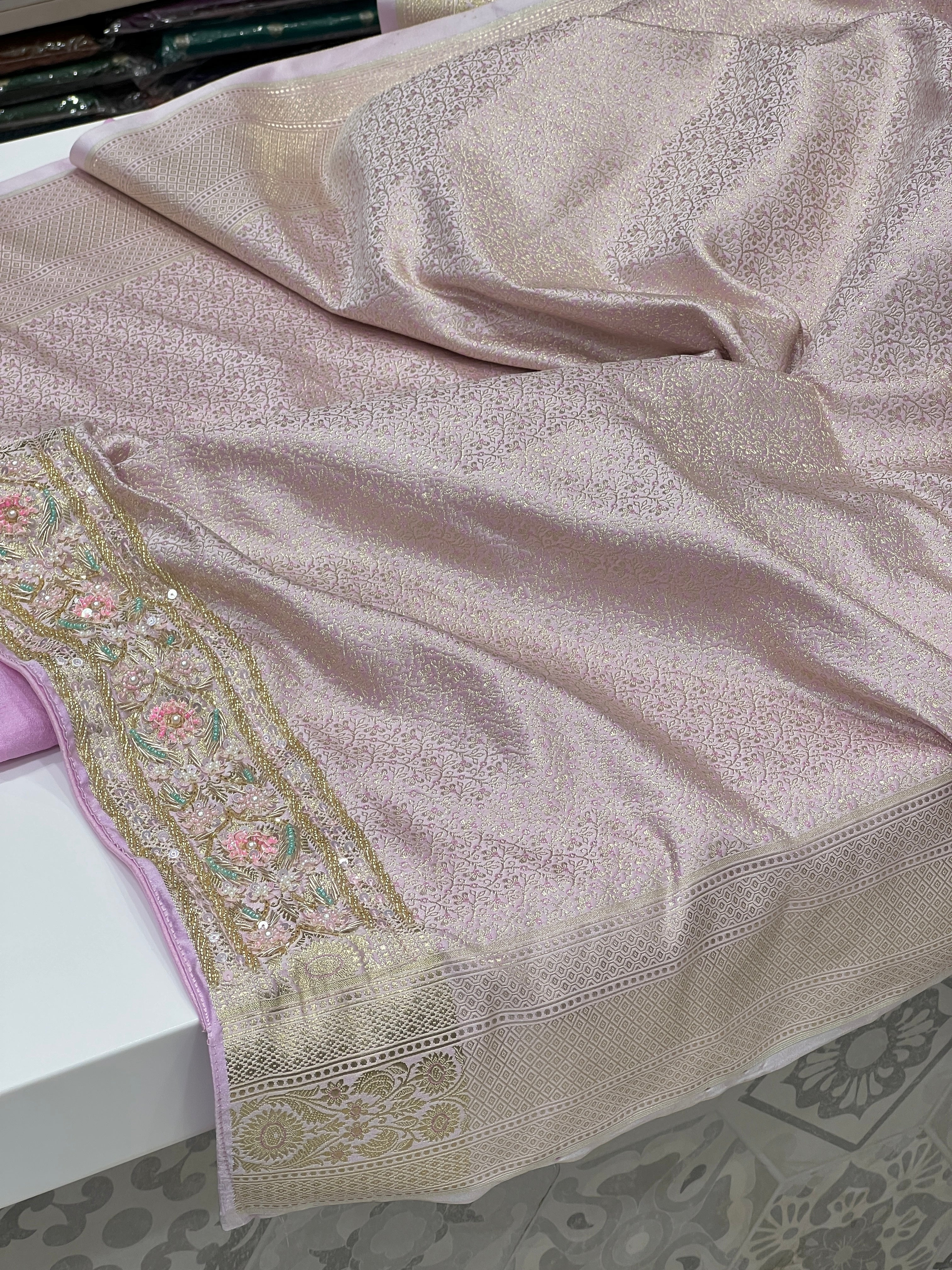 Lilac Banarasi Flower Border Fancy Hand Embroidery Saree