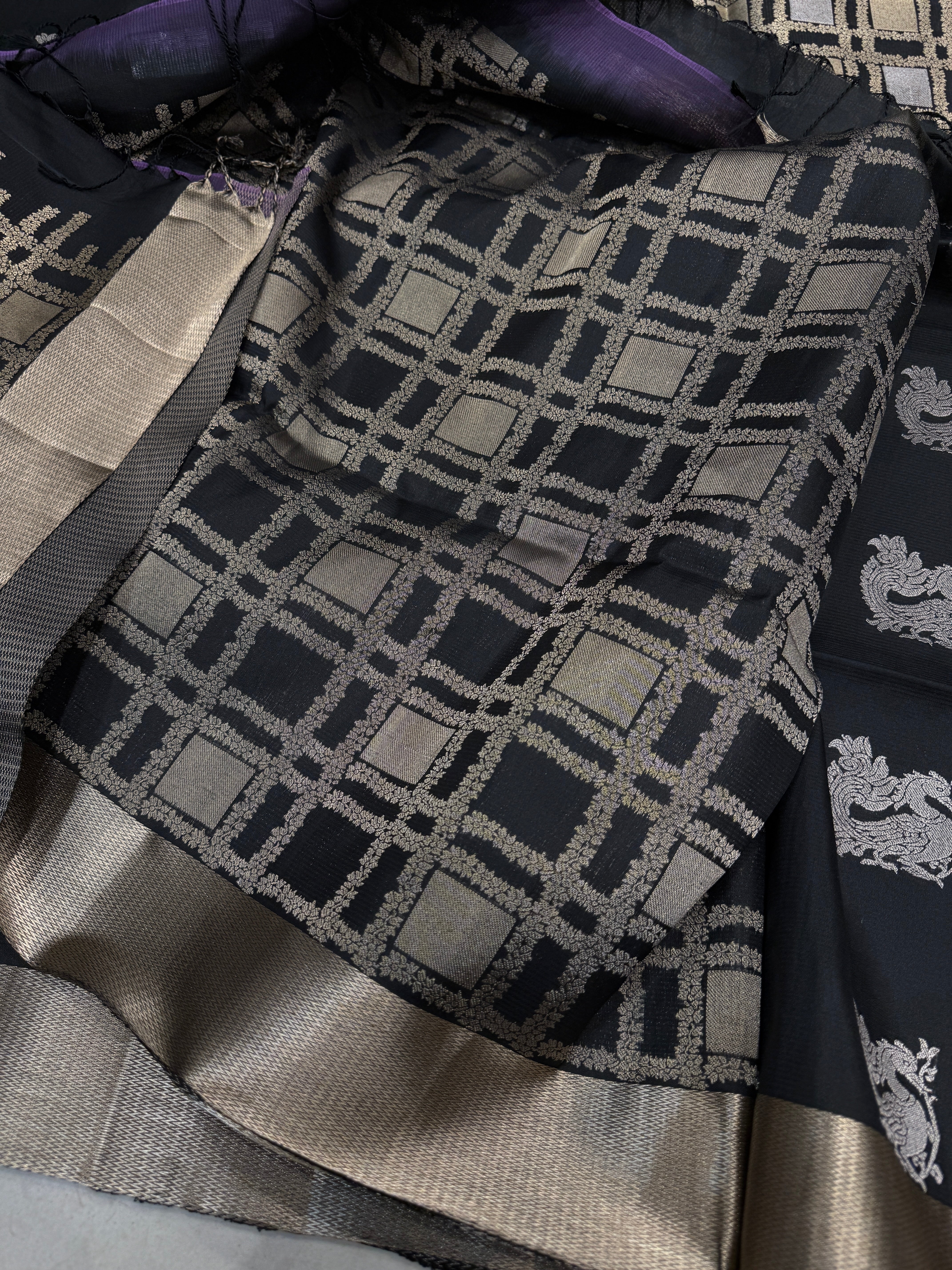Black Contemporary Peacock Buttas Handloom Kanchipuram Pure Silk Saree