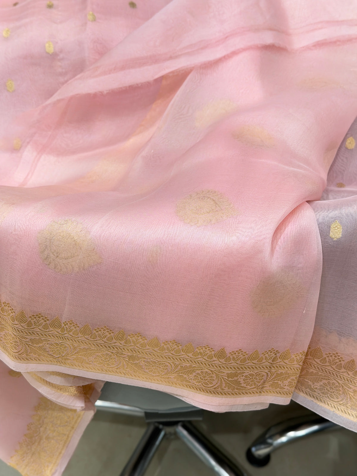 Light Pink Buttis Handloom Banarasi Kora Silk Saree