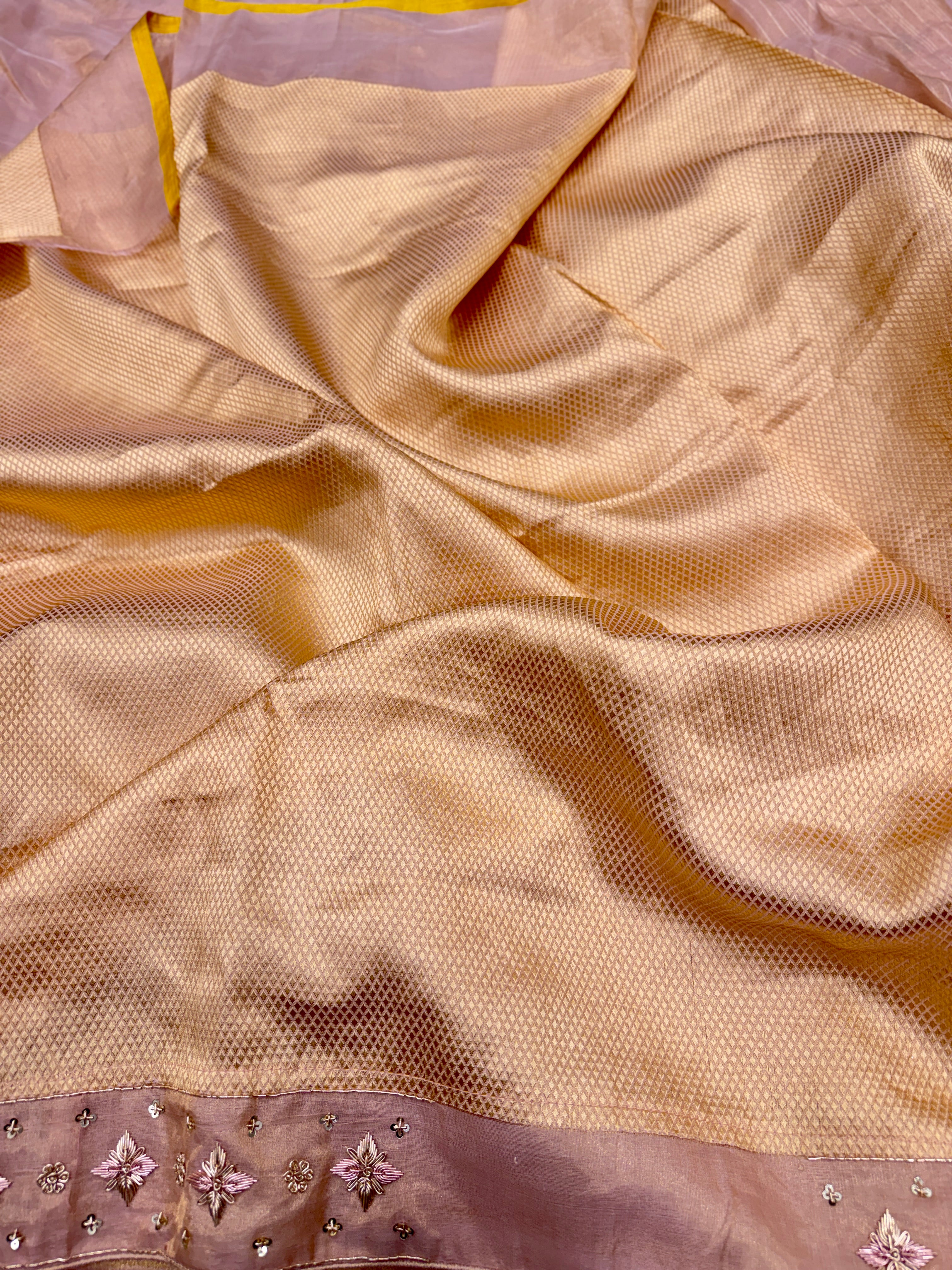 Pink Banarasi Tissue Handloom Kadwa Weave Zardosi Embroidery Saree
