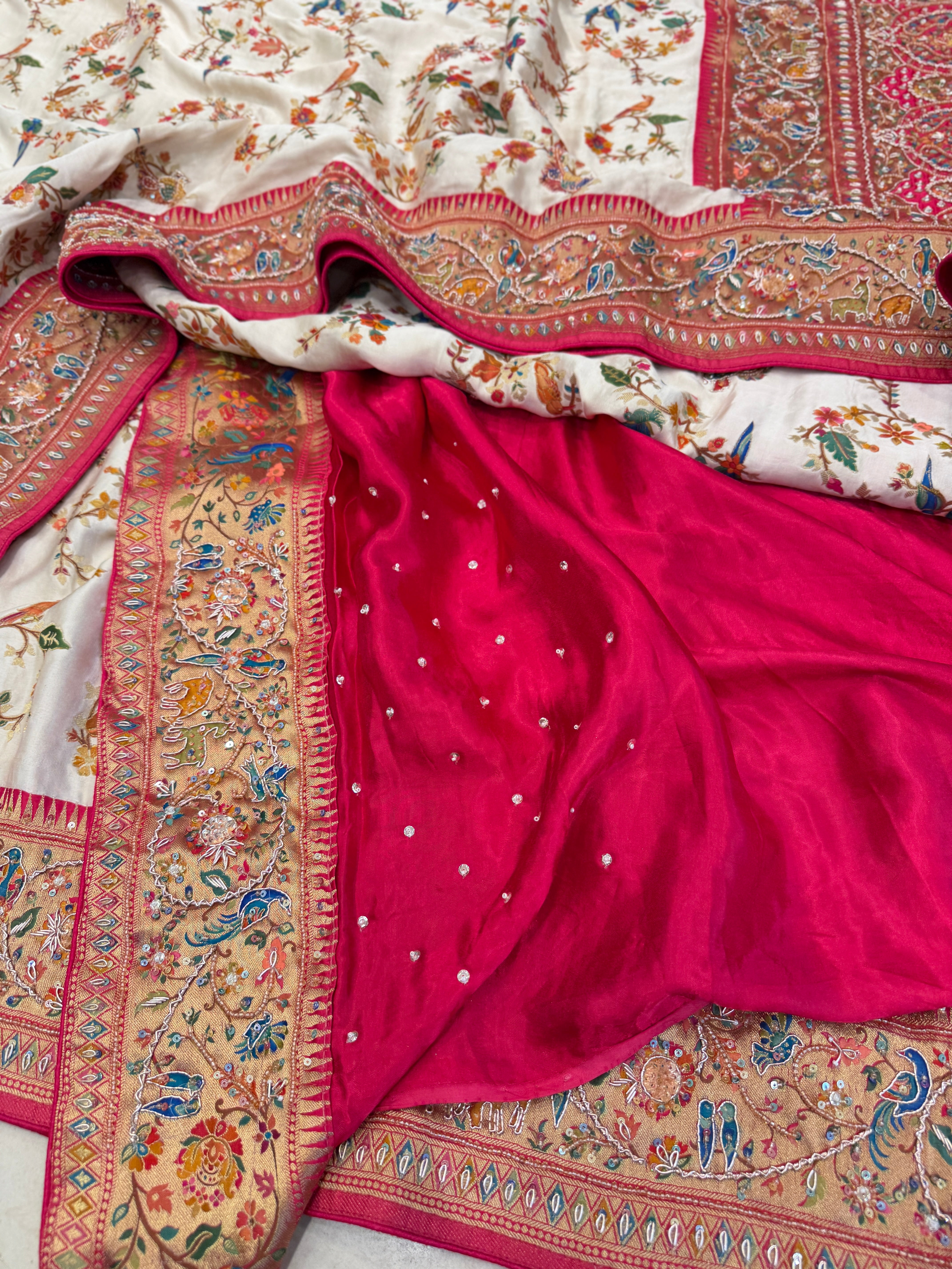 Moti White Meenakari Jaal Modal Banarasi Hand Embroidery Saree