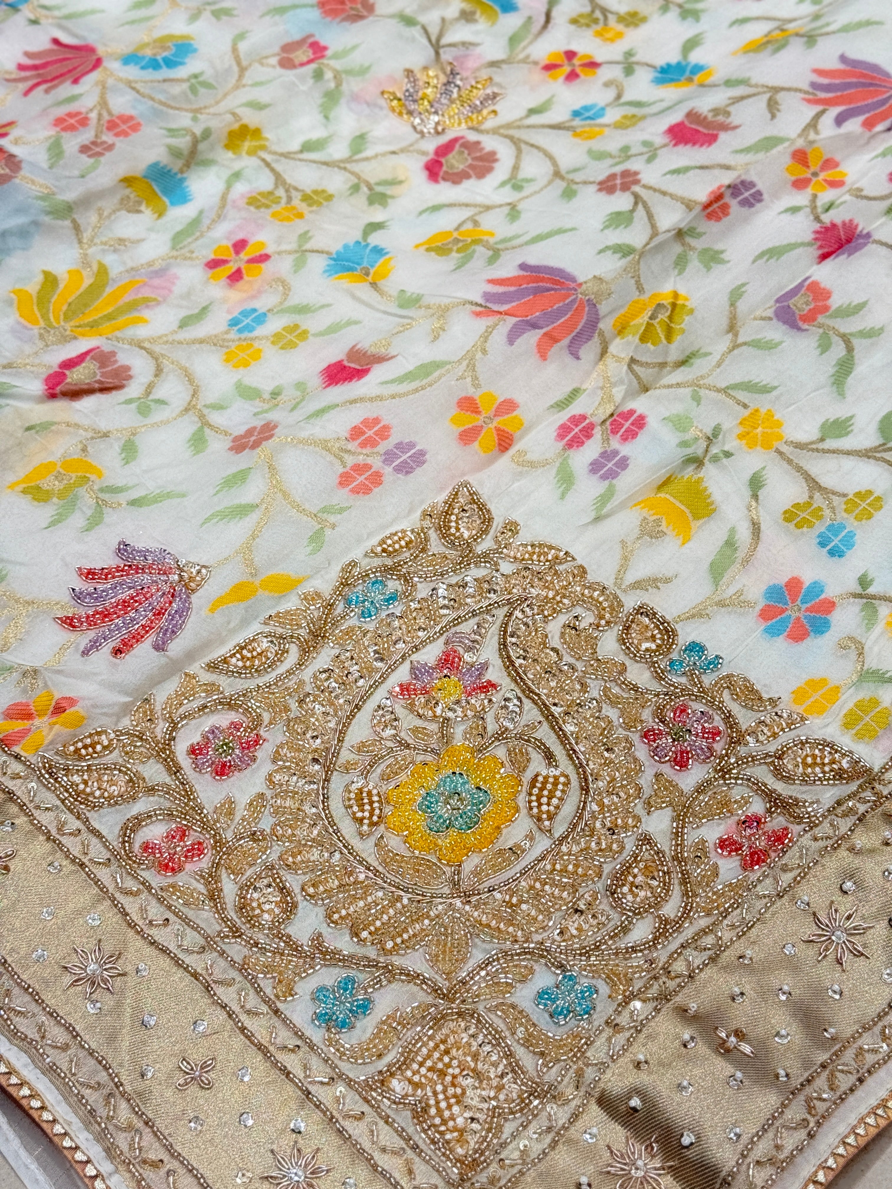 White Meenakari Banarasi Kora Sequin Zardosi Hand Embroidery Saree