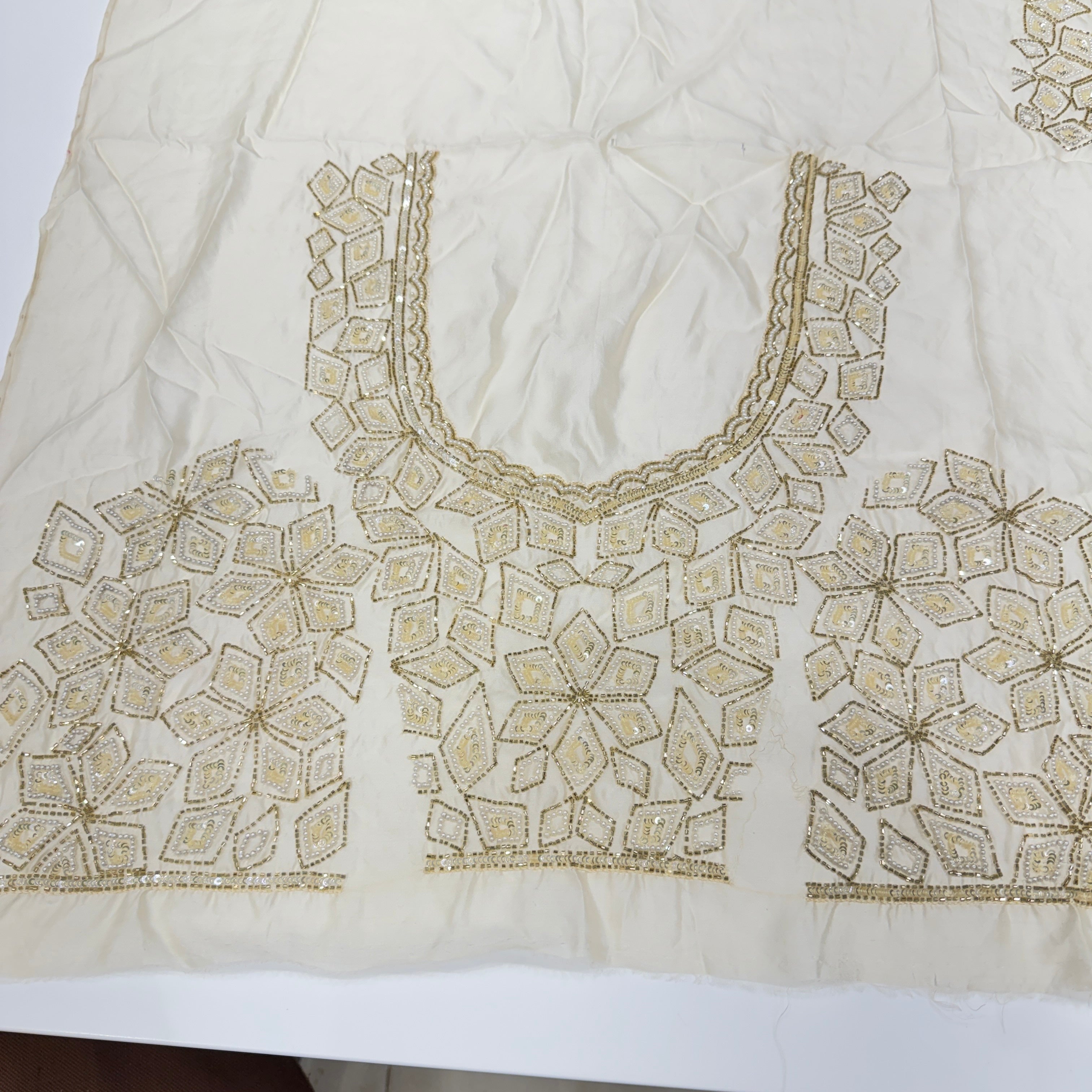 Off White Silk Hand Embroidery Blouse Piece