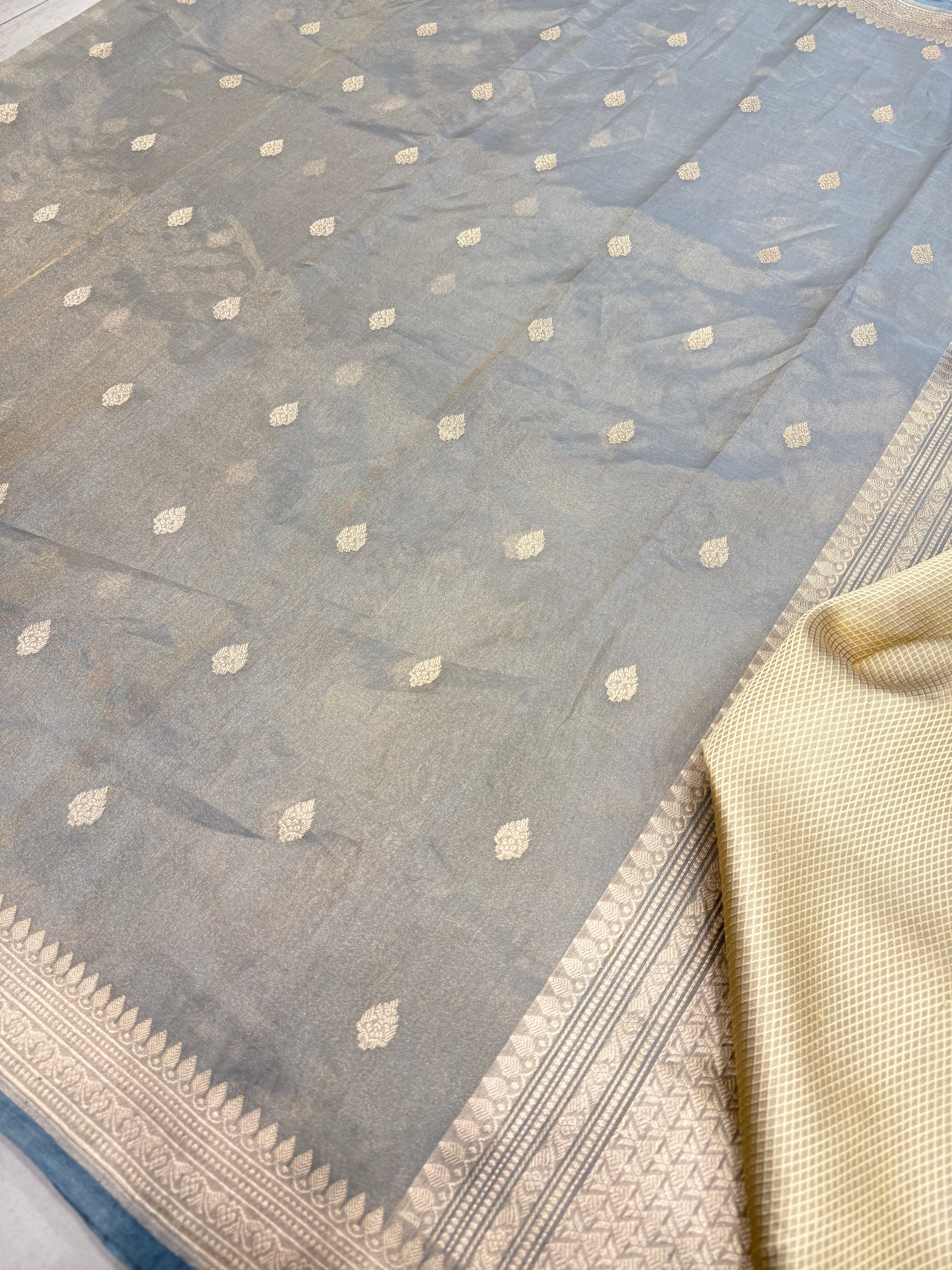 Cement Grey Handloom Banarasi Tissue Kadwa Saree