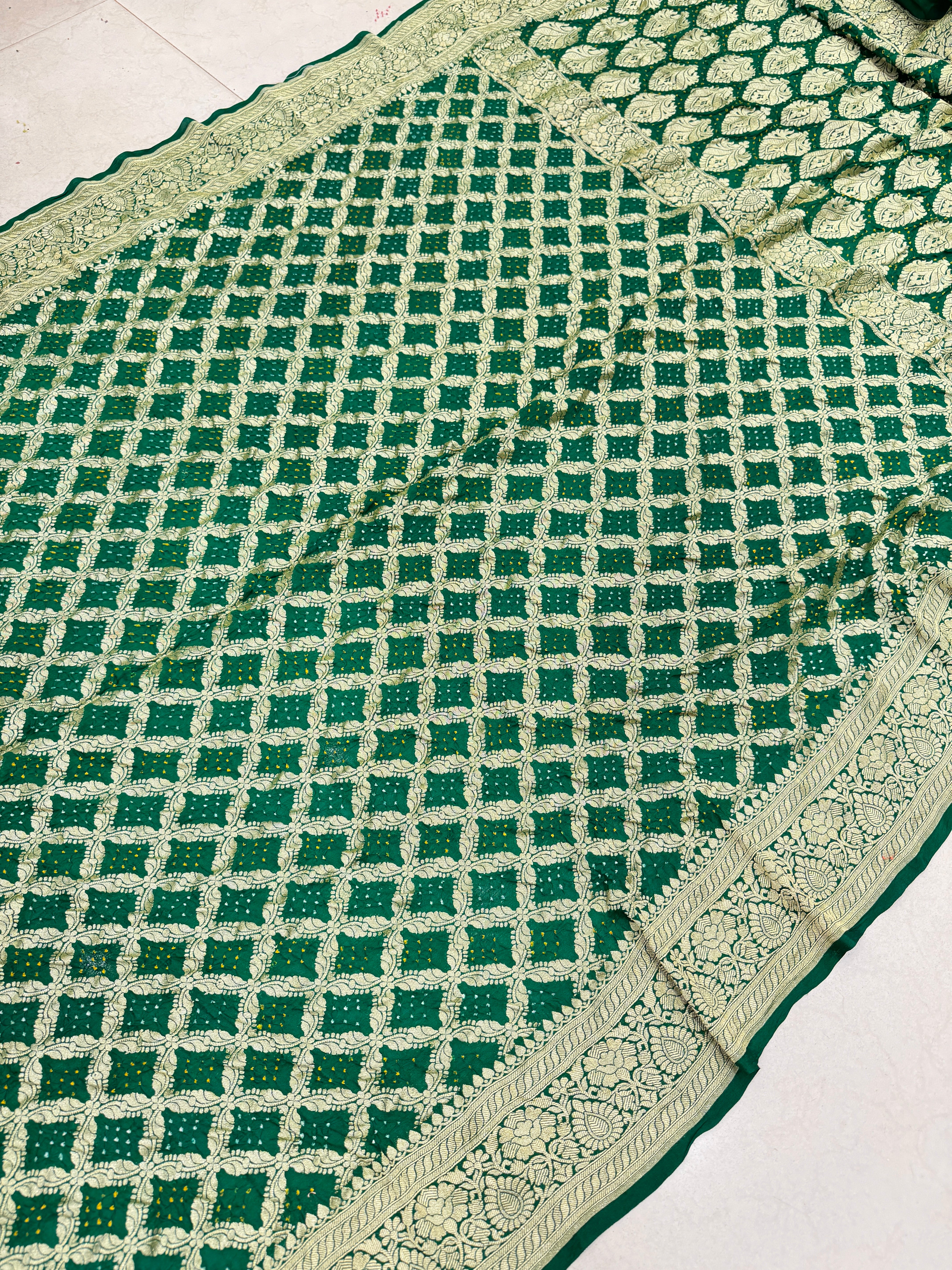 Bottle Green Leaf Border Bandhej Bandhini Saree