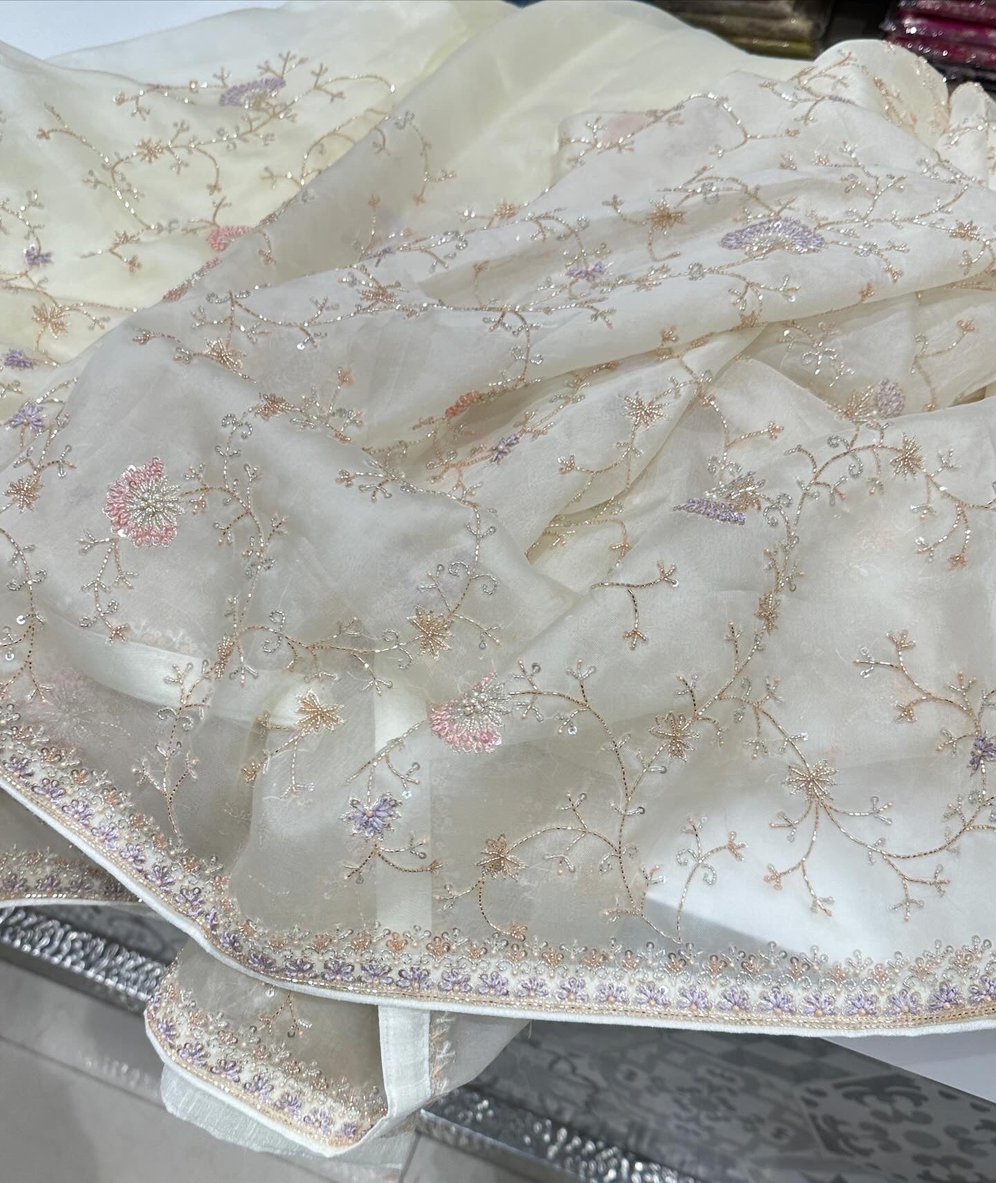 Moti White Pure Organza Knot Embroidery Saree