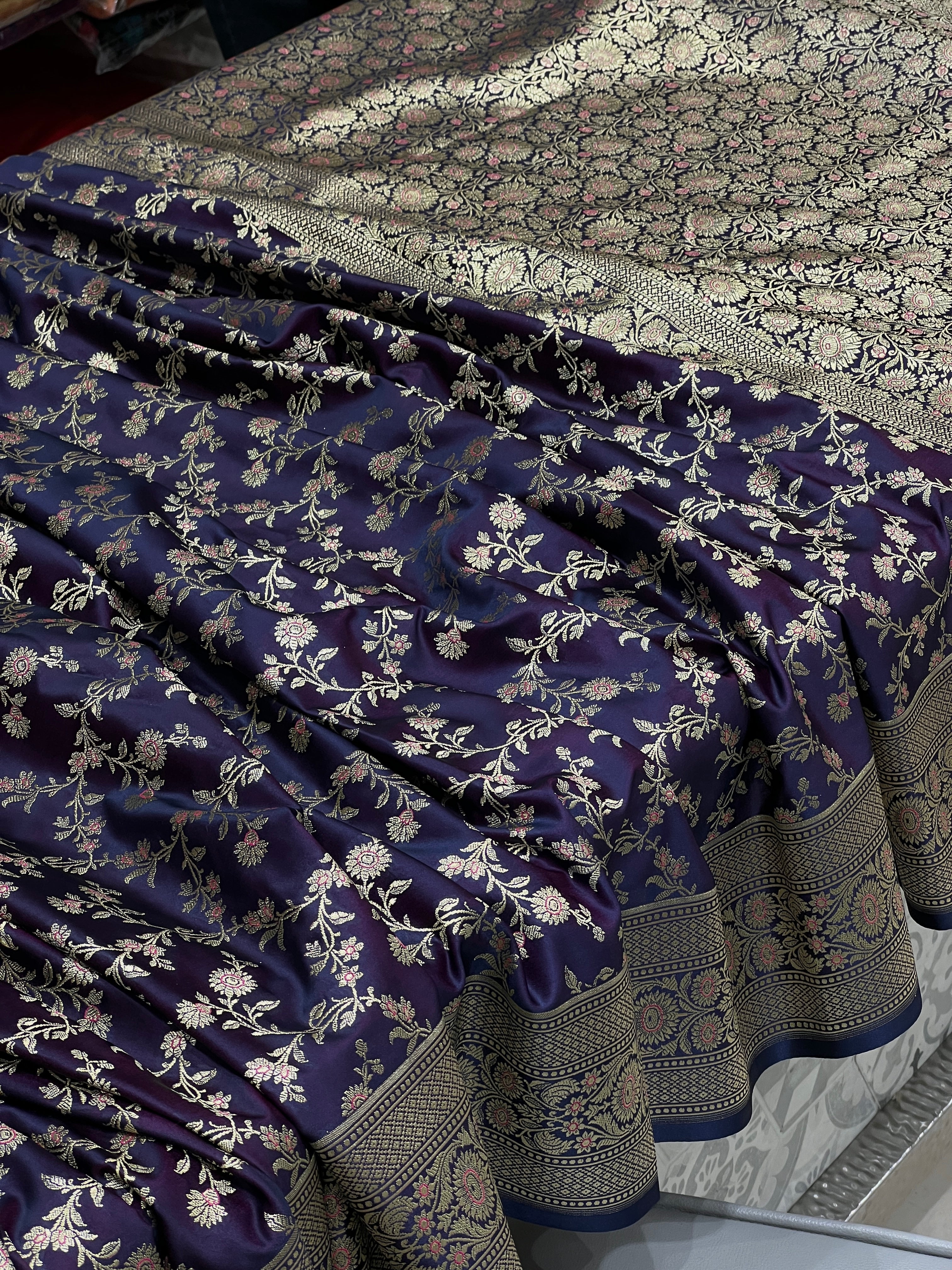Purple Blue Dhup Chava Flower Border Saree