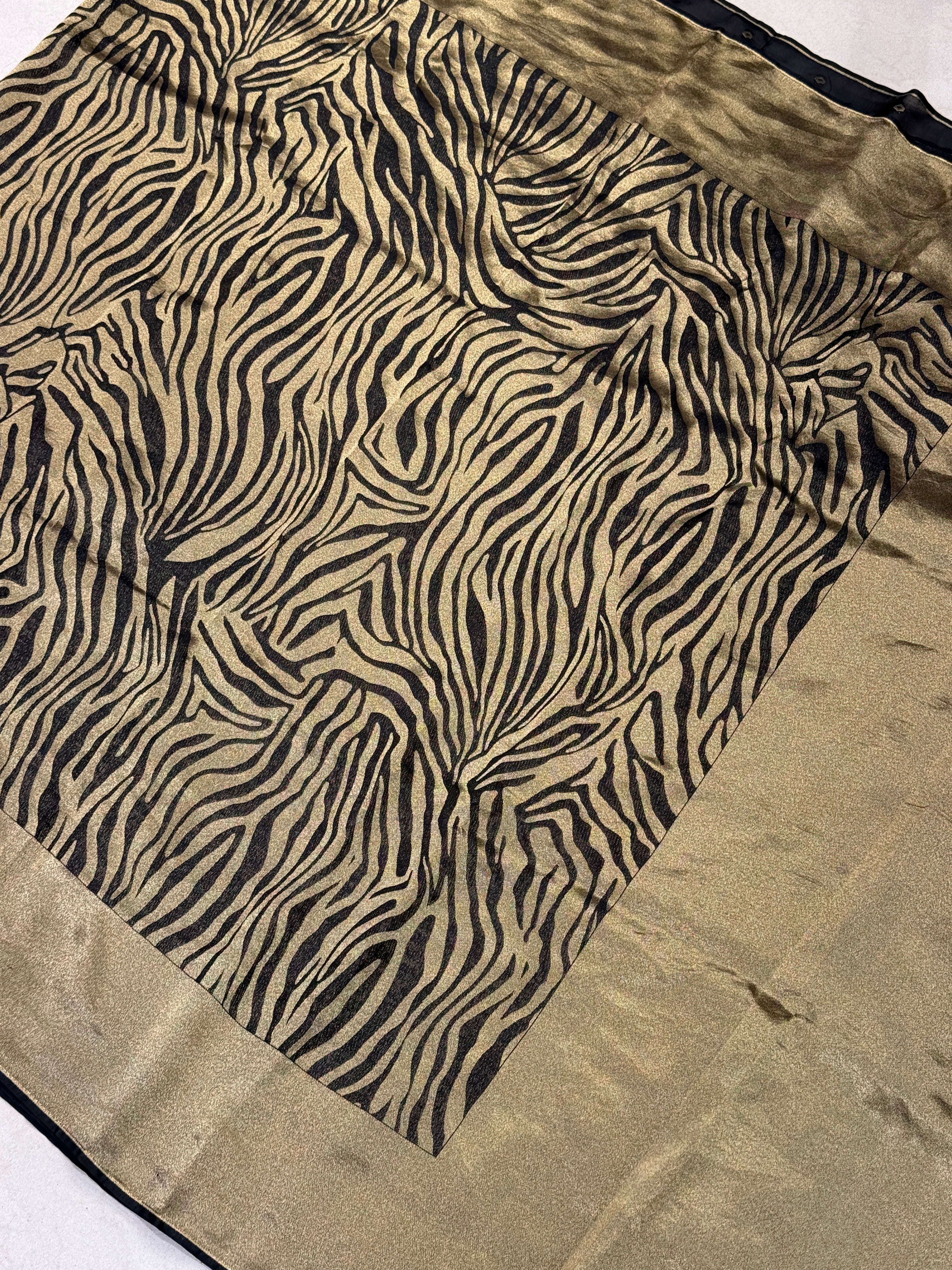 Black Munga Tissue Silk Contemporary Tiger Weave Banarasi Saree