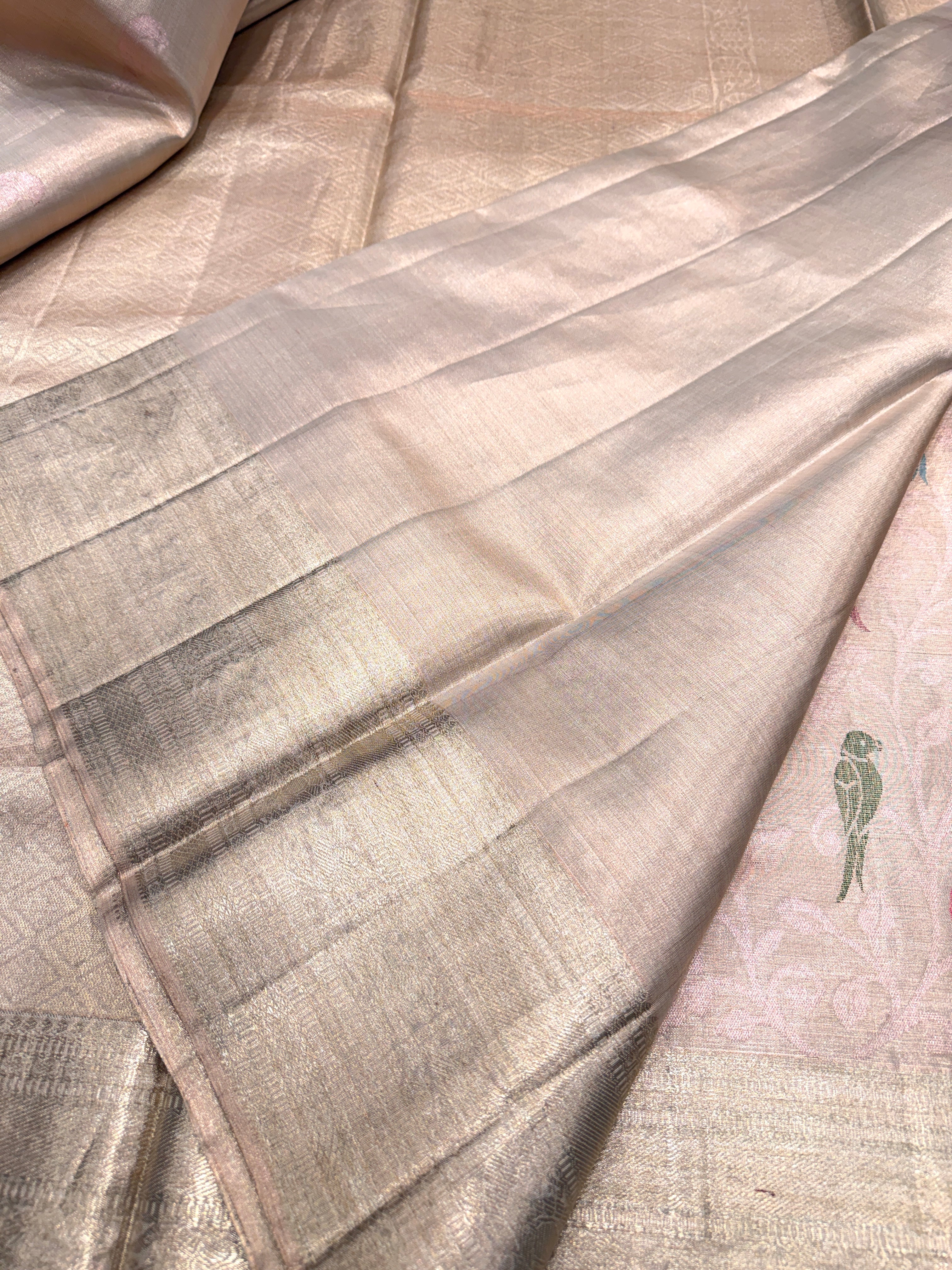 Pink Contemporary Parrot Motif Handloom Kanjivaram Tissue Silk Saree