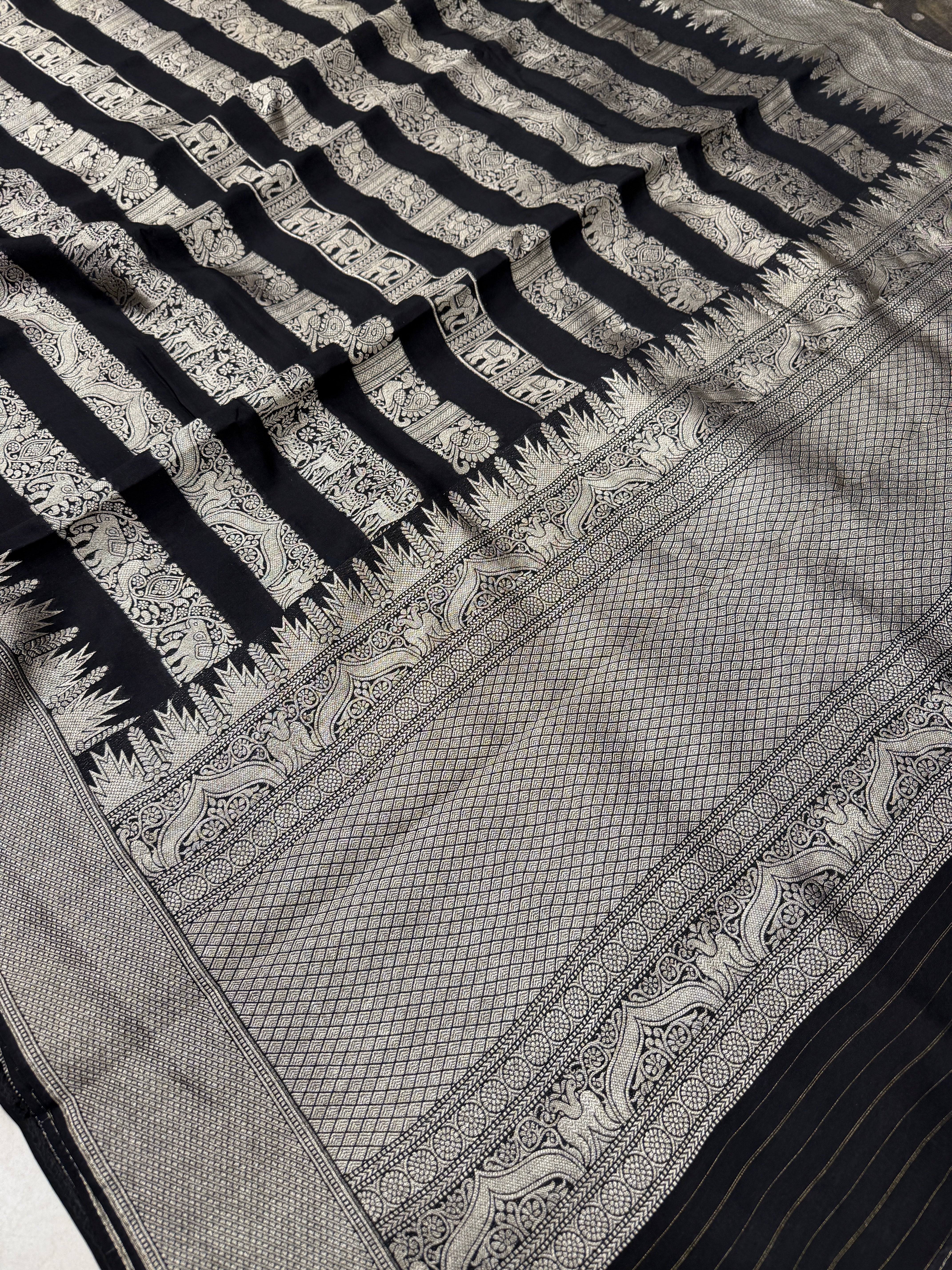 Nita Ambani Inspired Black Contemporary Kanchi Banarasi Saree