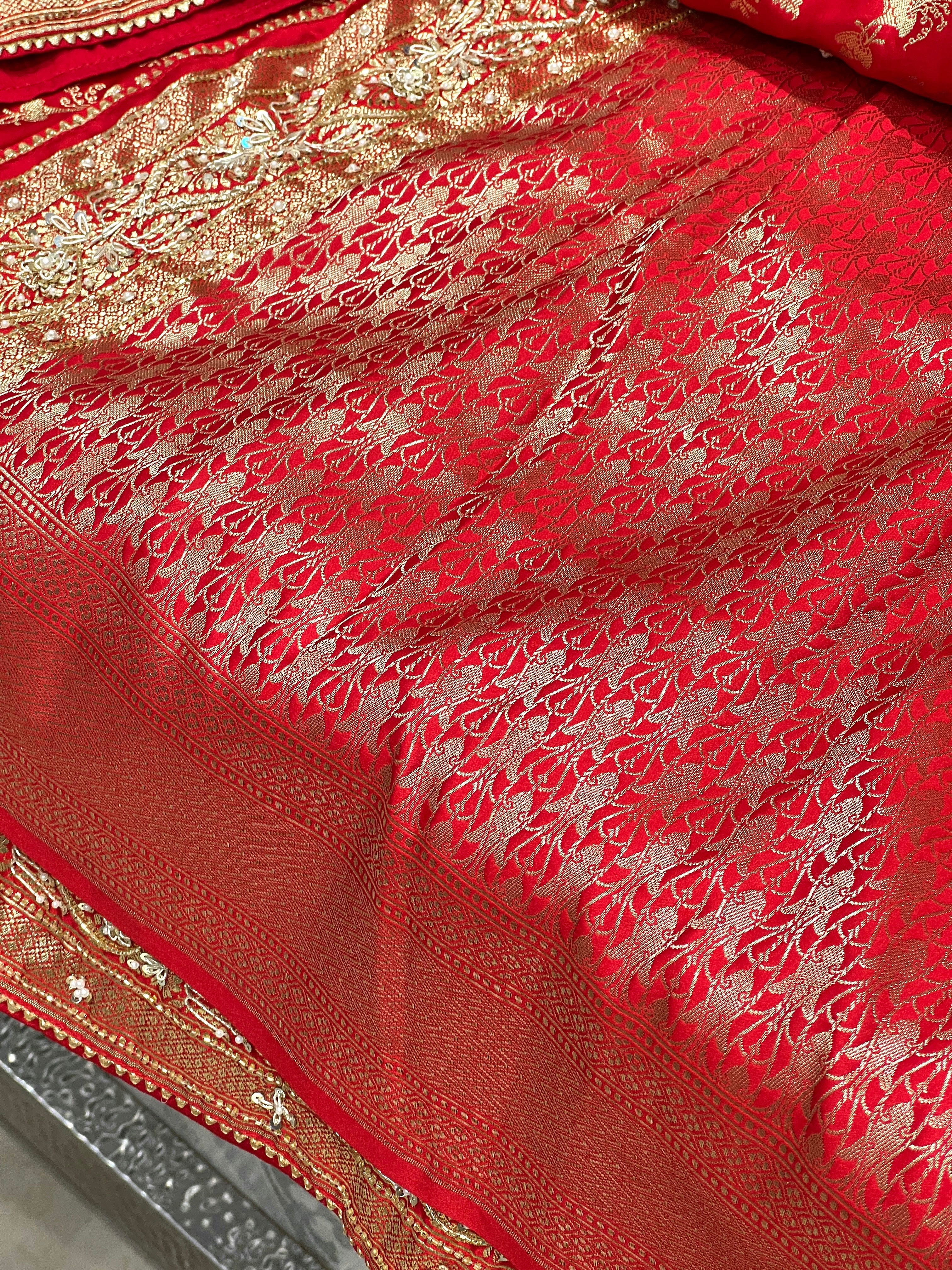 Red Banarasi Bloom Border Hand Embroidery Saree