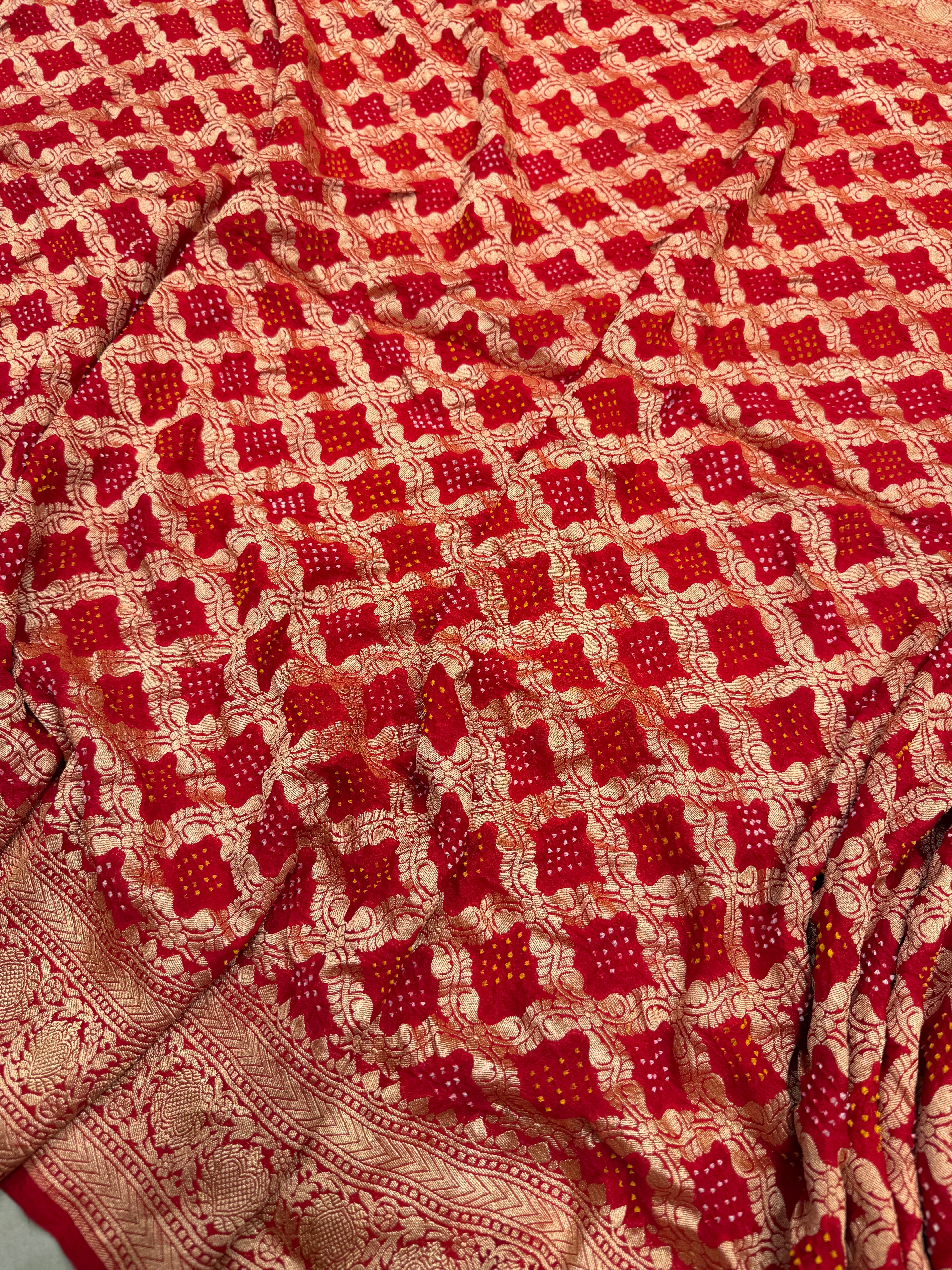 Red Heart Border Georgette Handloom Bandhej Bandhini Saree