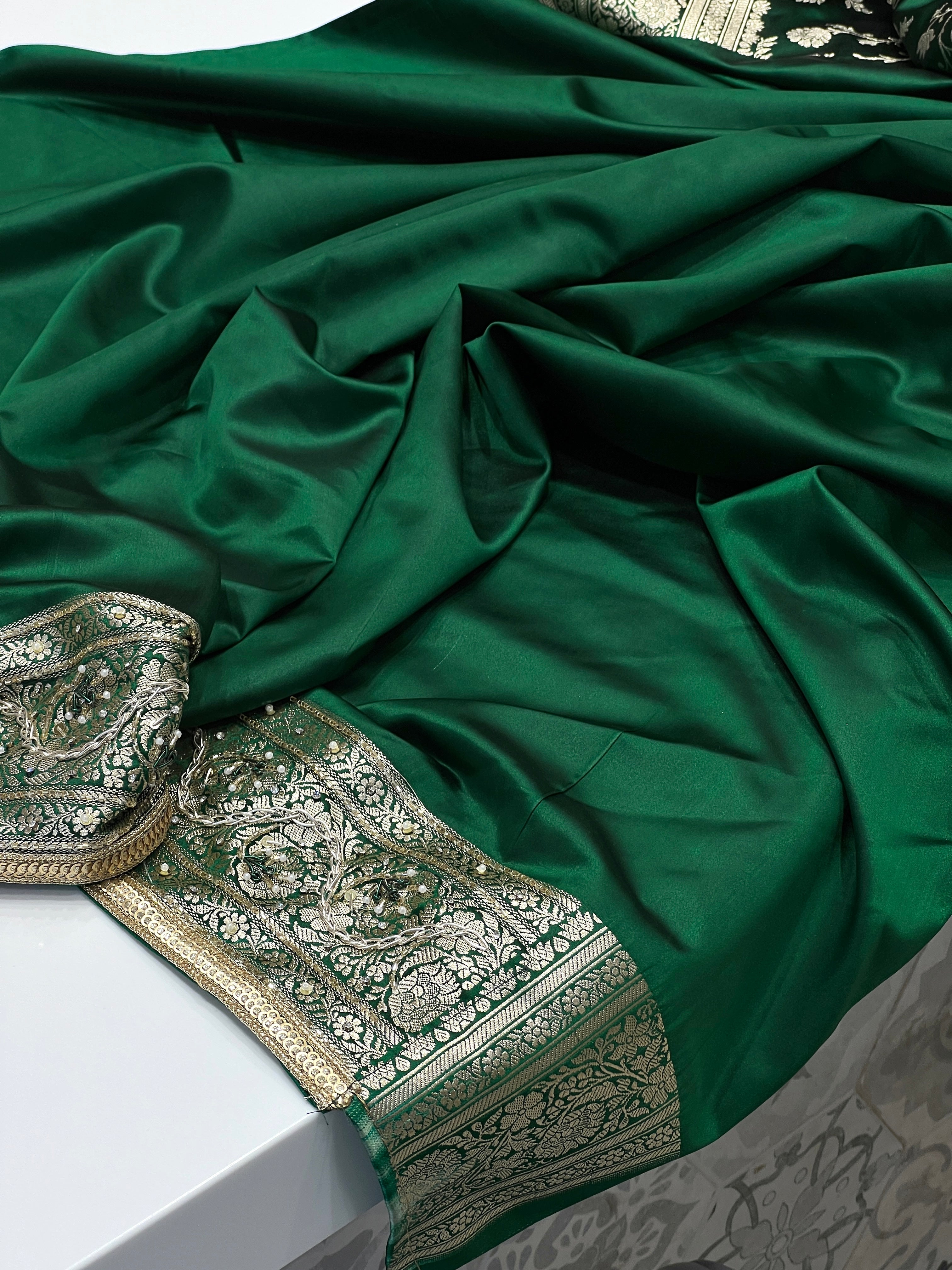Bottle Green Banarasi Chain Embroidery 2.0 Saree