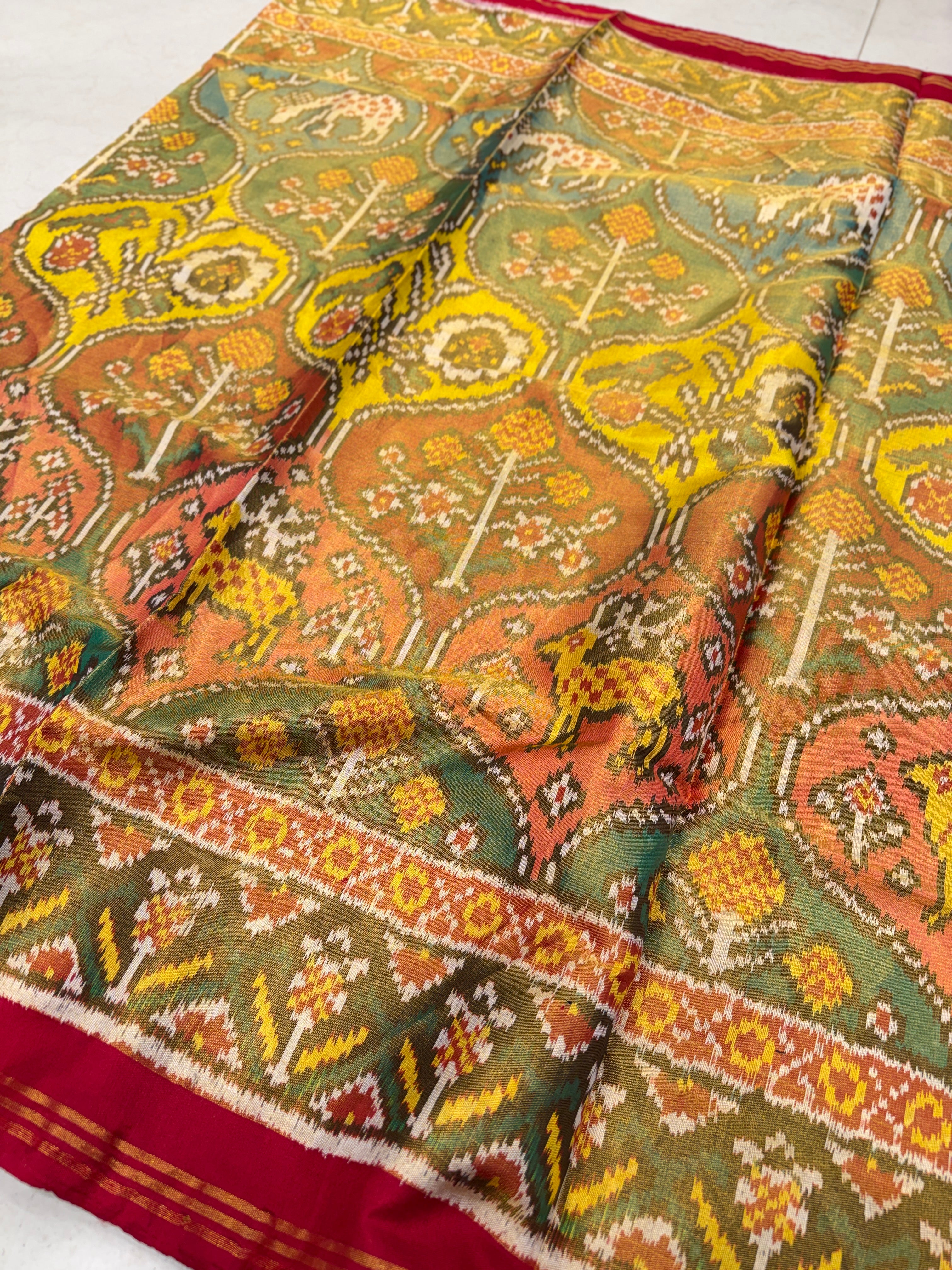 Contemporary Chhabdi Tissue Handloom Patan Patola Ikat Saree
