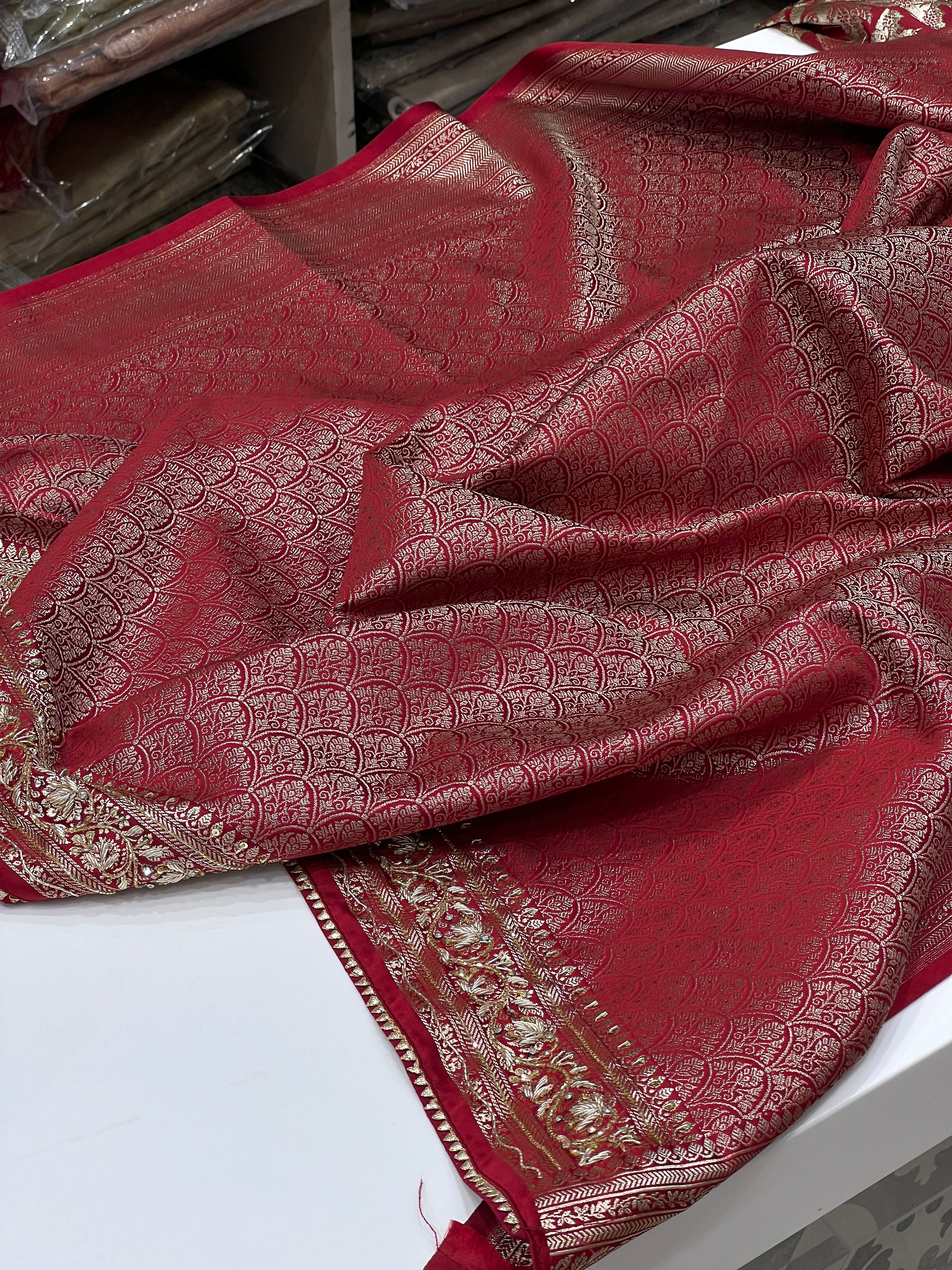 Maroon Banarasi Silk Pine Jaal Hand Embroidery Saree
