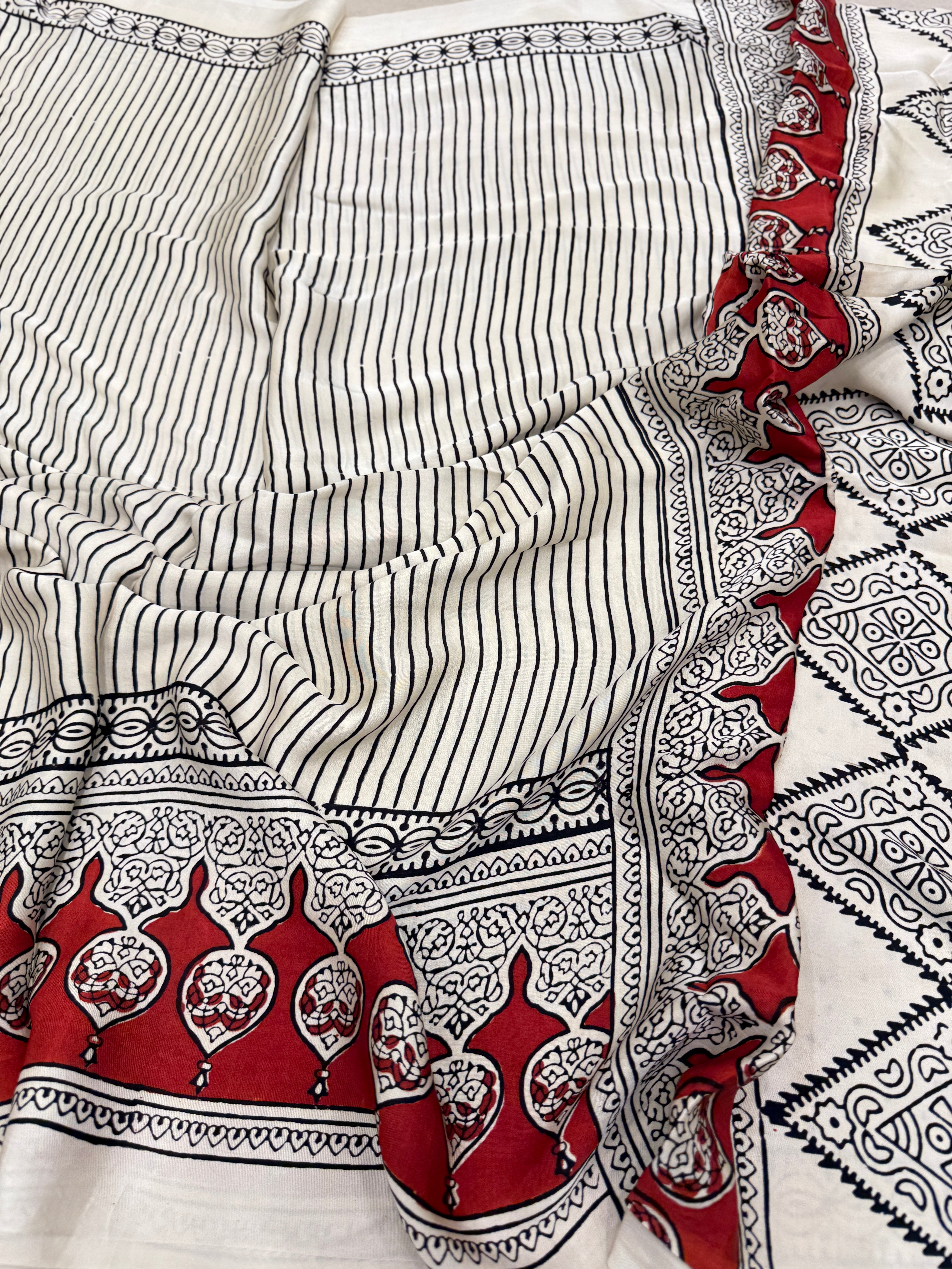 White Contemporary Temple Border Ajrakh Block Print Hand Pure Gajji Silk Saree