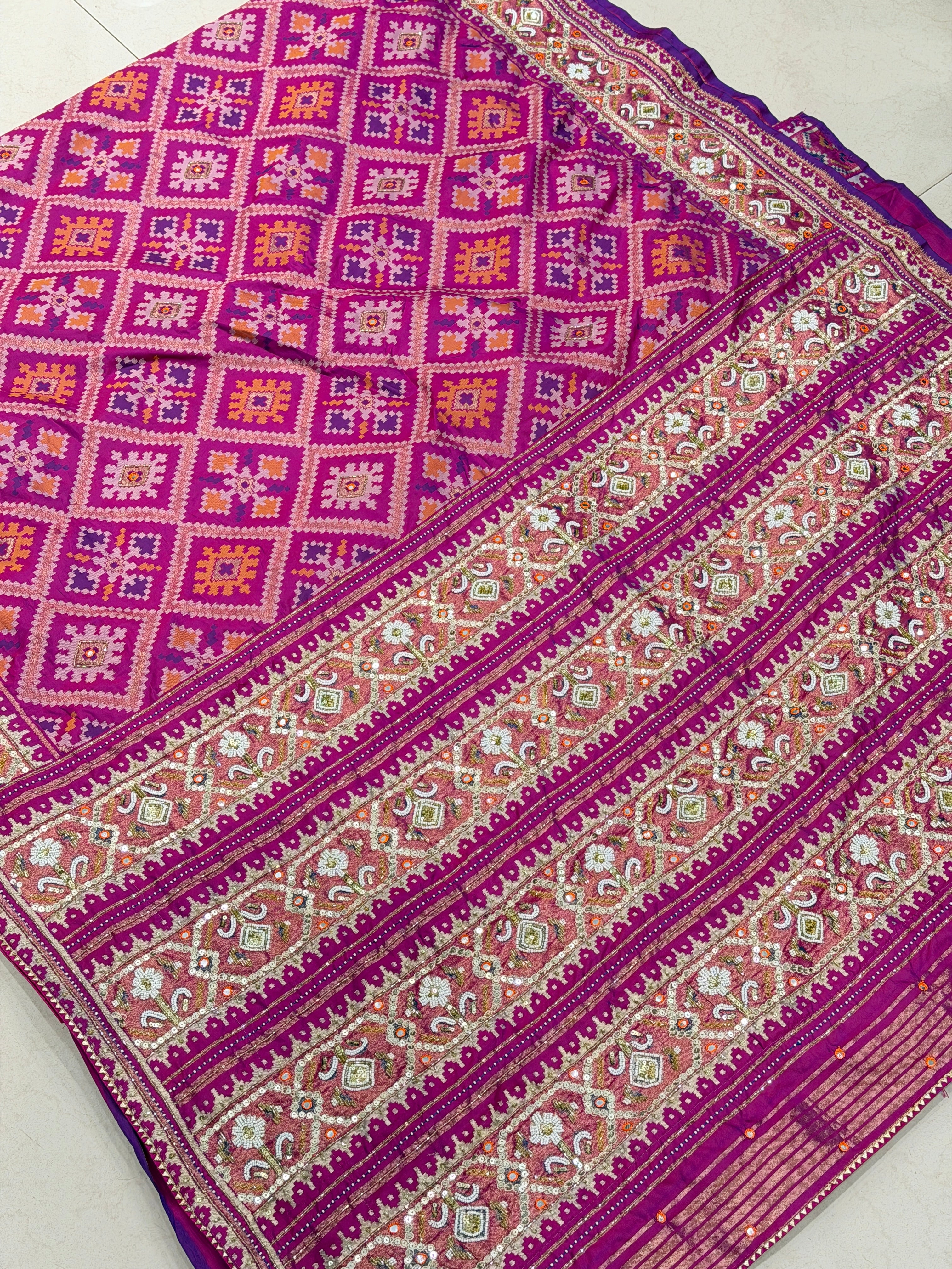 Violet Patola Ratan Chowk Kidiya Moti Hand Embroidery Saree